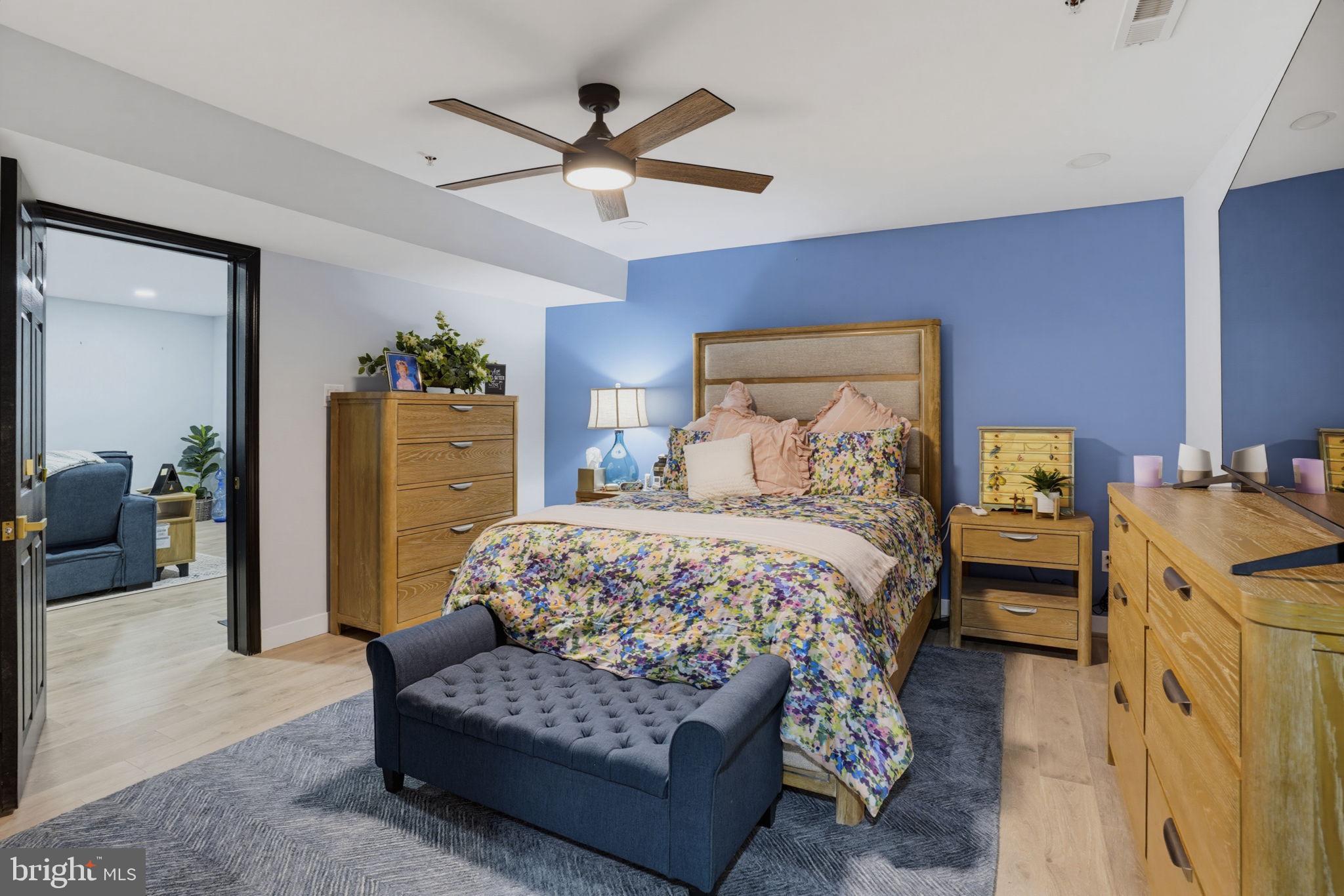 CLIFFTON ON THE POTOMAC - Residential