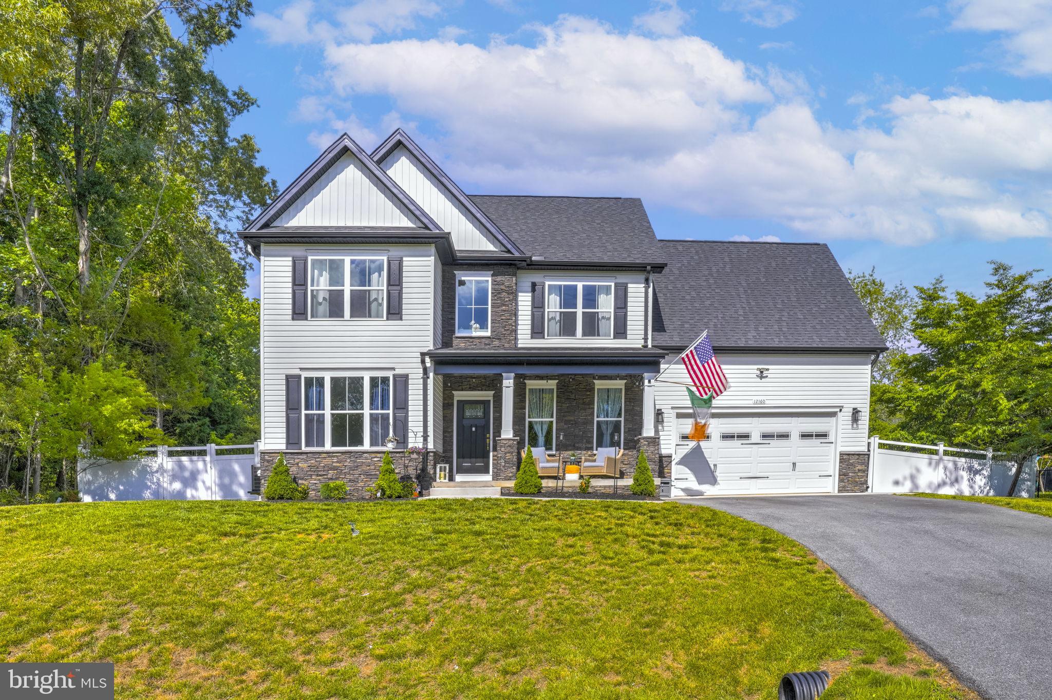 CLIFFTON ON THE POTOMAC - Residential