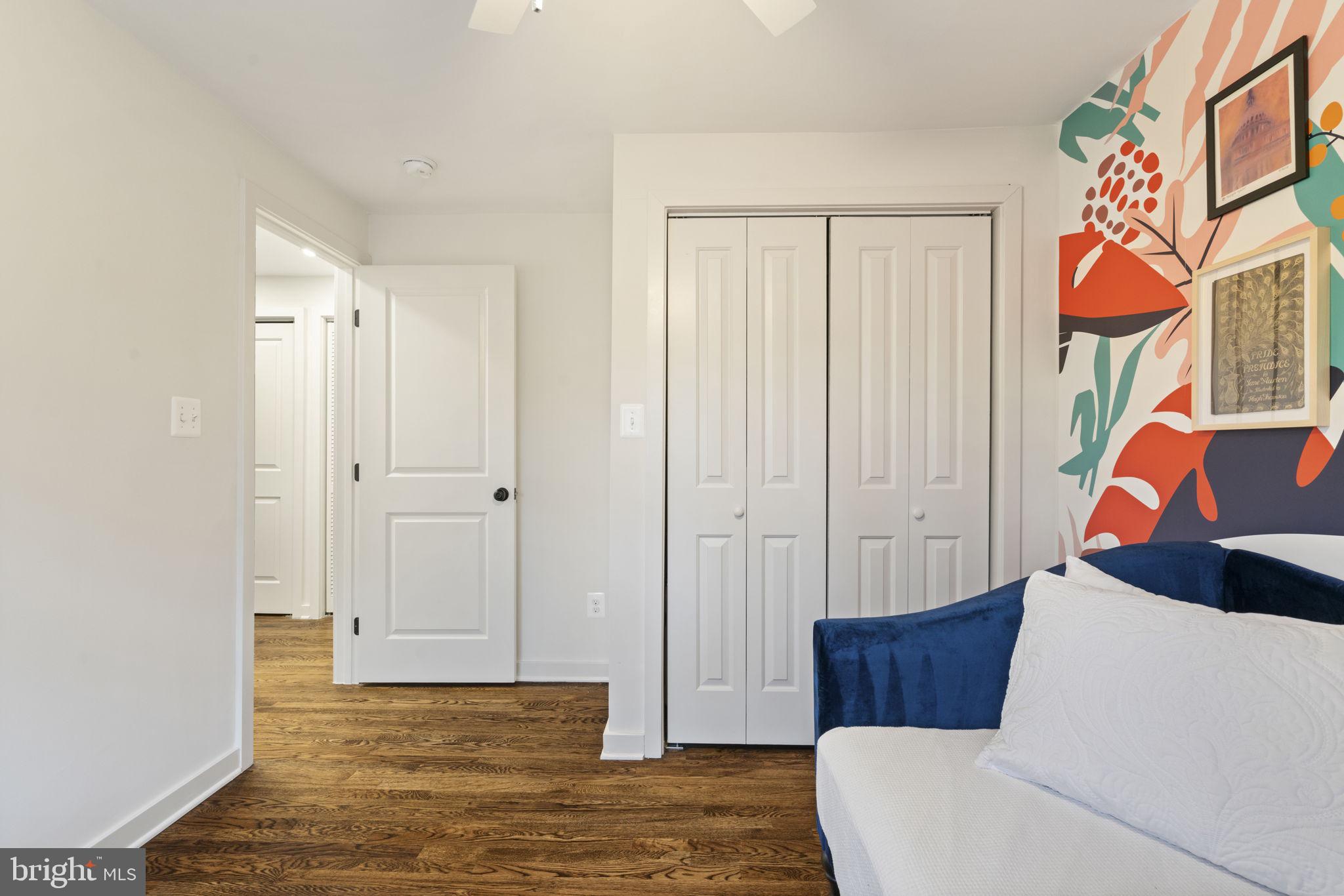 BUCKNELL MANOR - Residential