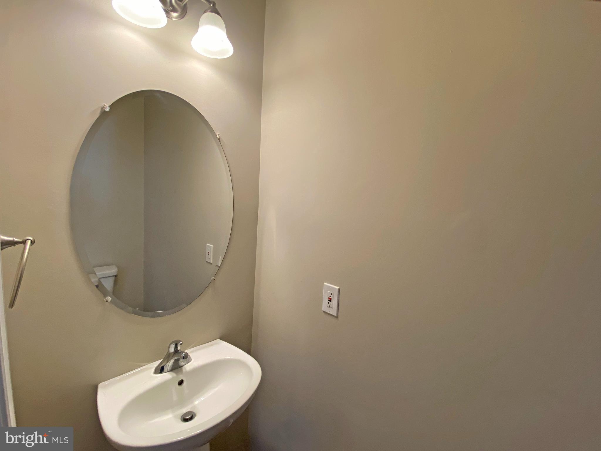 LINDEN WAY - Residential