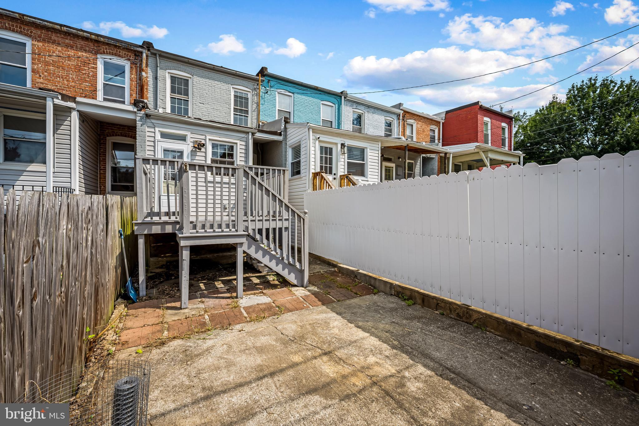 HAMPDEN HISTORIC DISTRICT - Residential