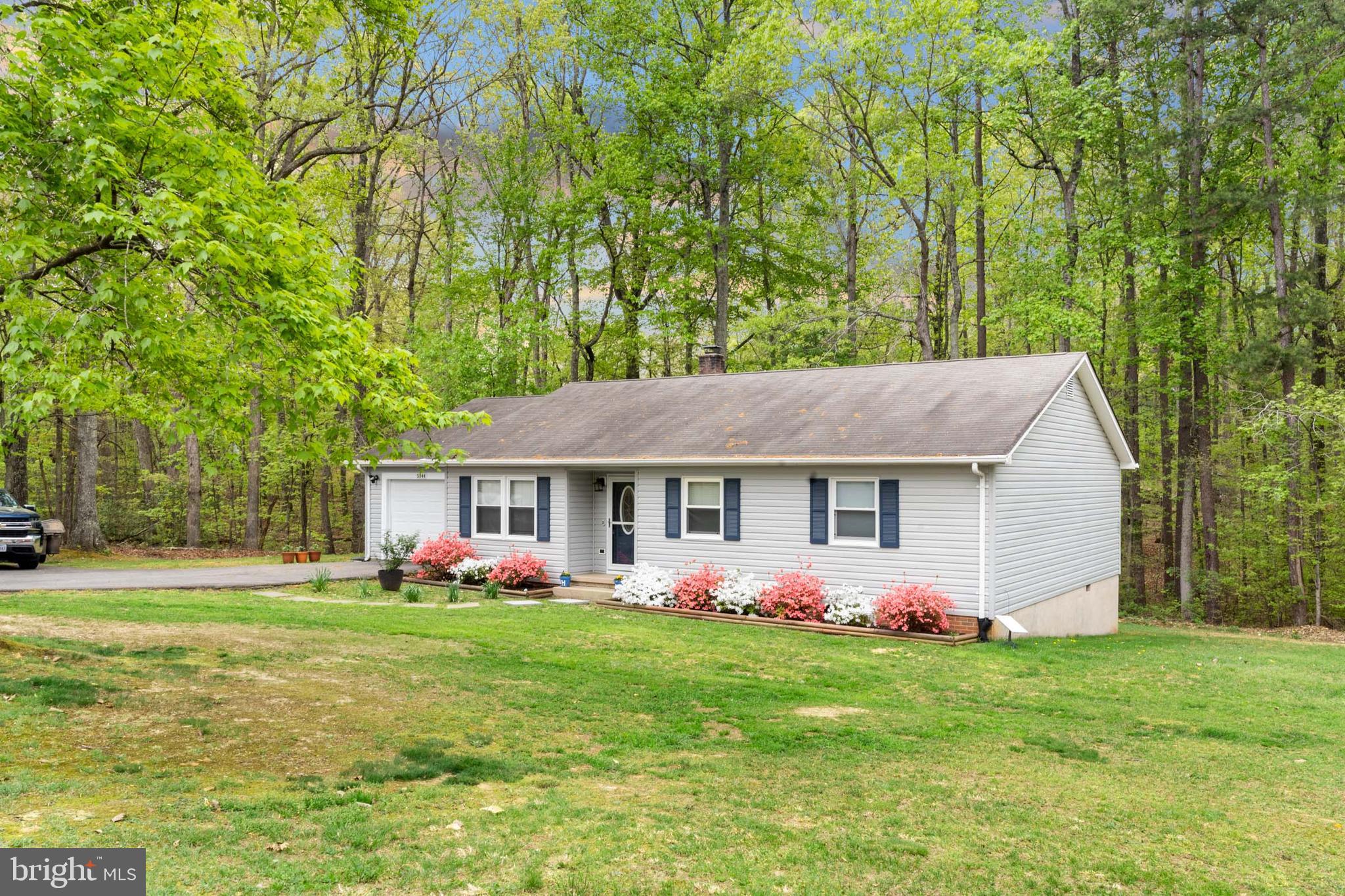 BELLE COIL ESTATES - Residential