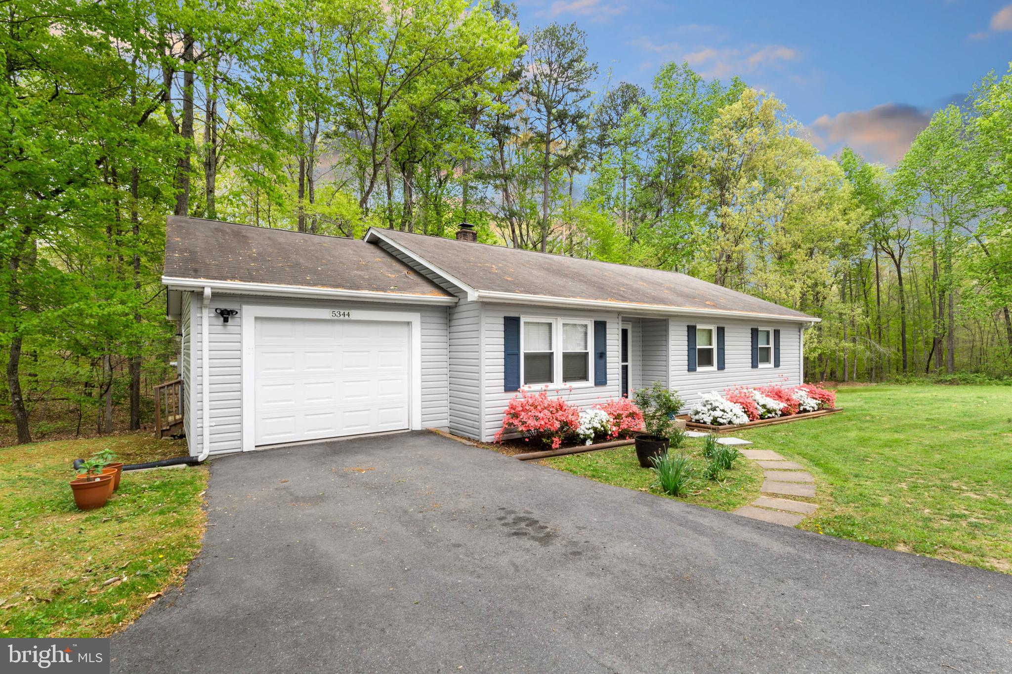 BELLE COIL ESTATES - Residential