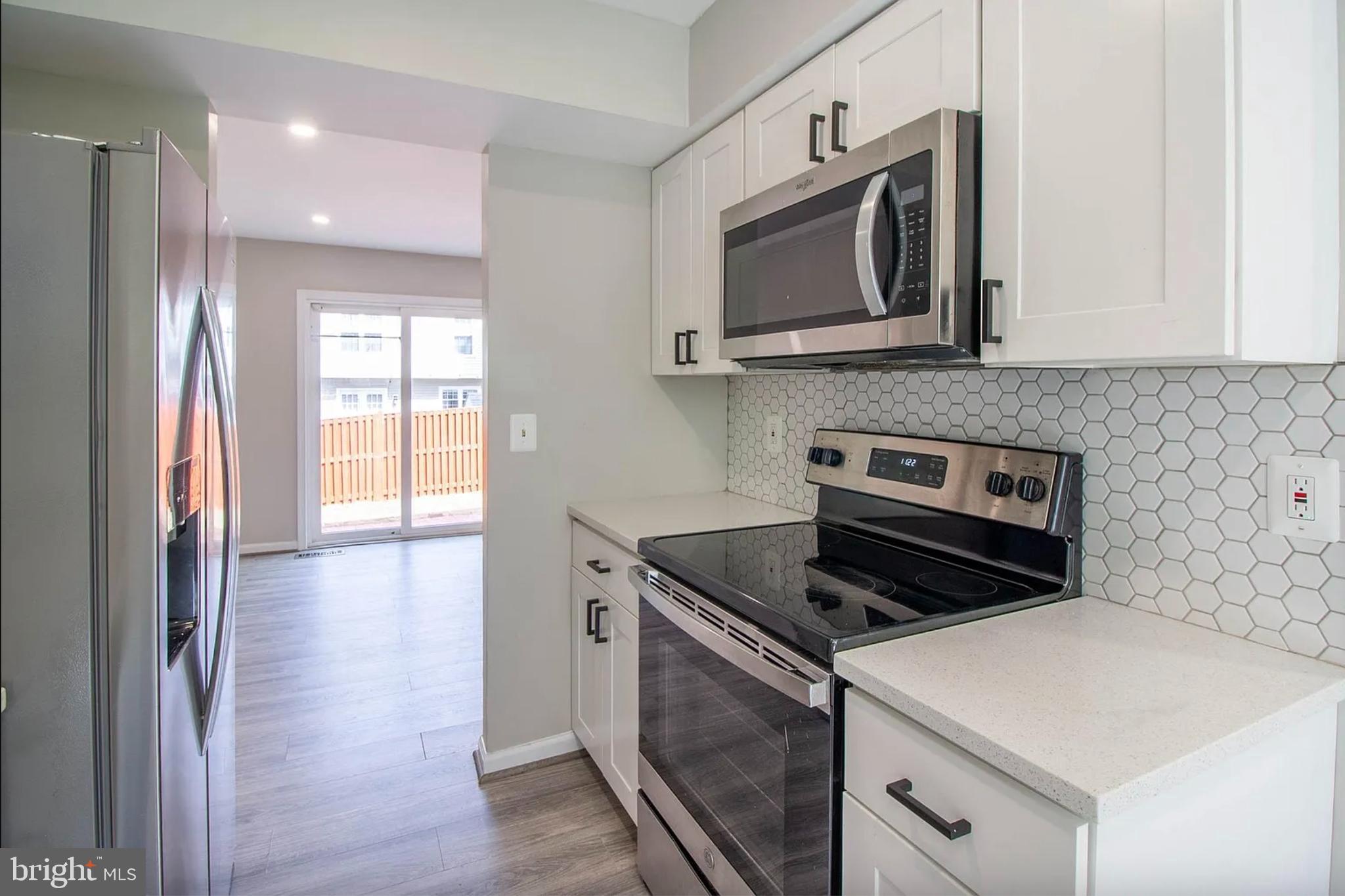 BURKE CENTRE - Residential Lease