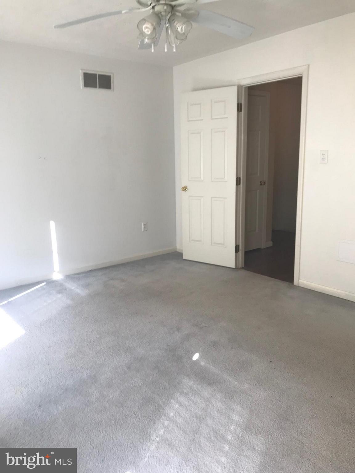 ELKTON - Residential Lease