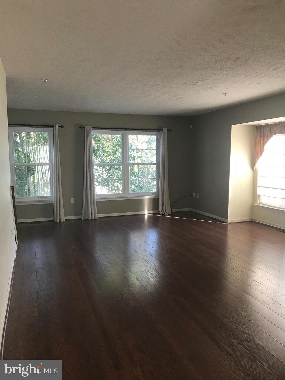 ELKTON - Residential Lease