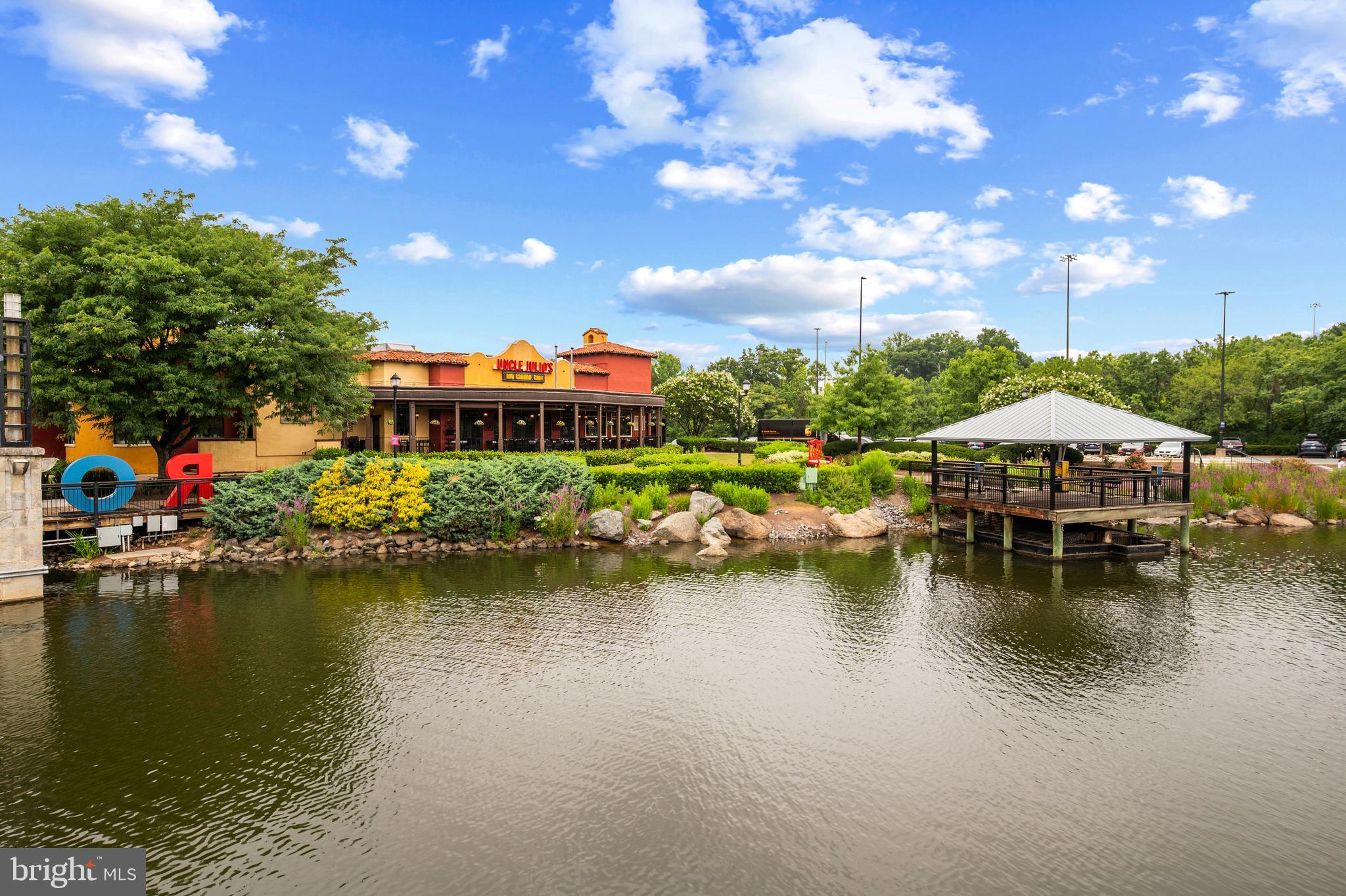 CROWN FARM - Residential