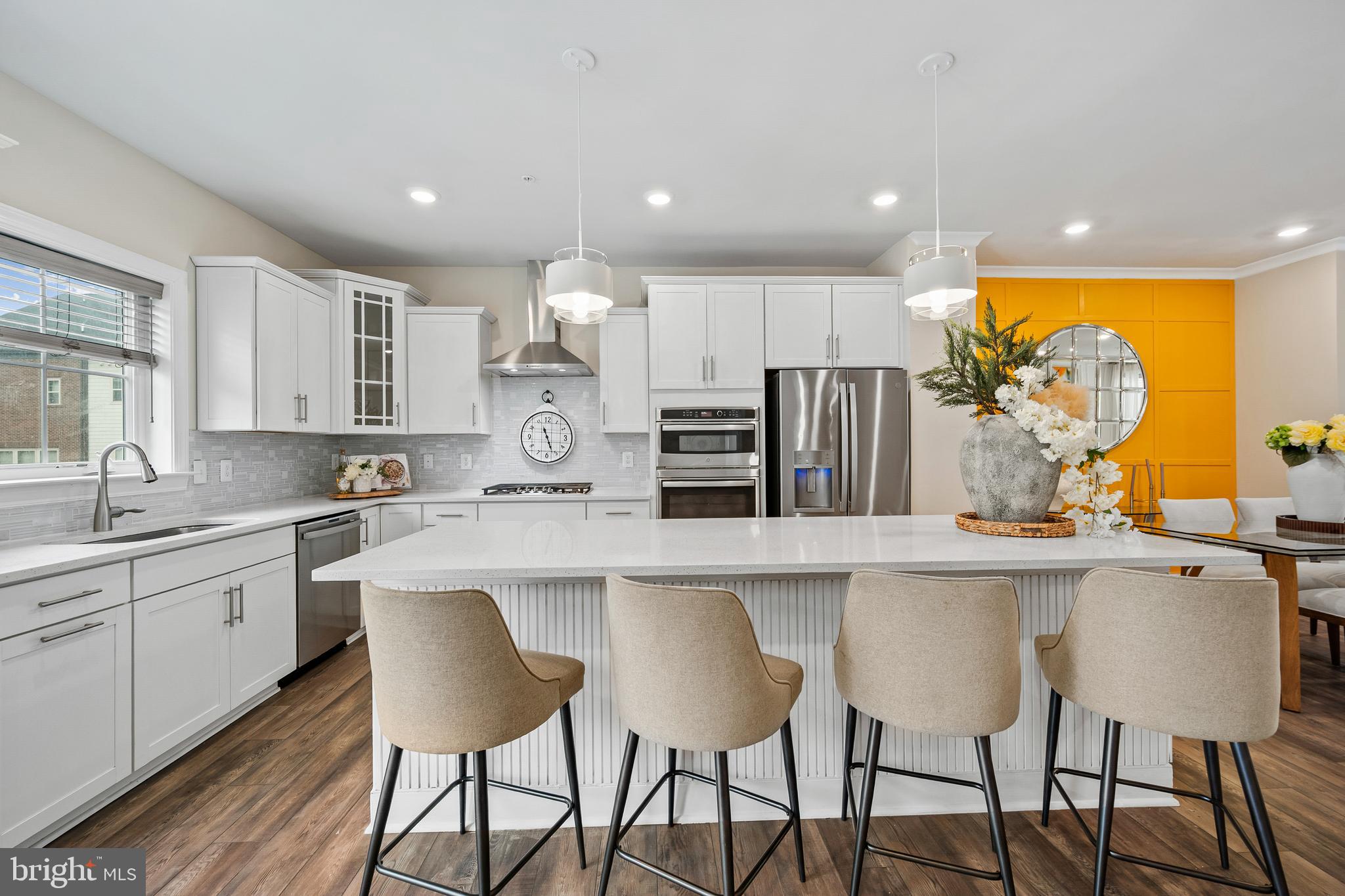 CROWN FARM - Residential