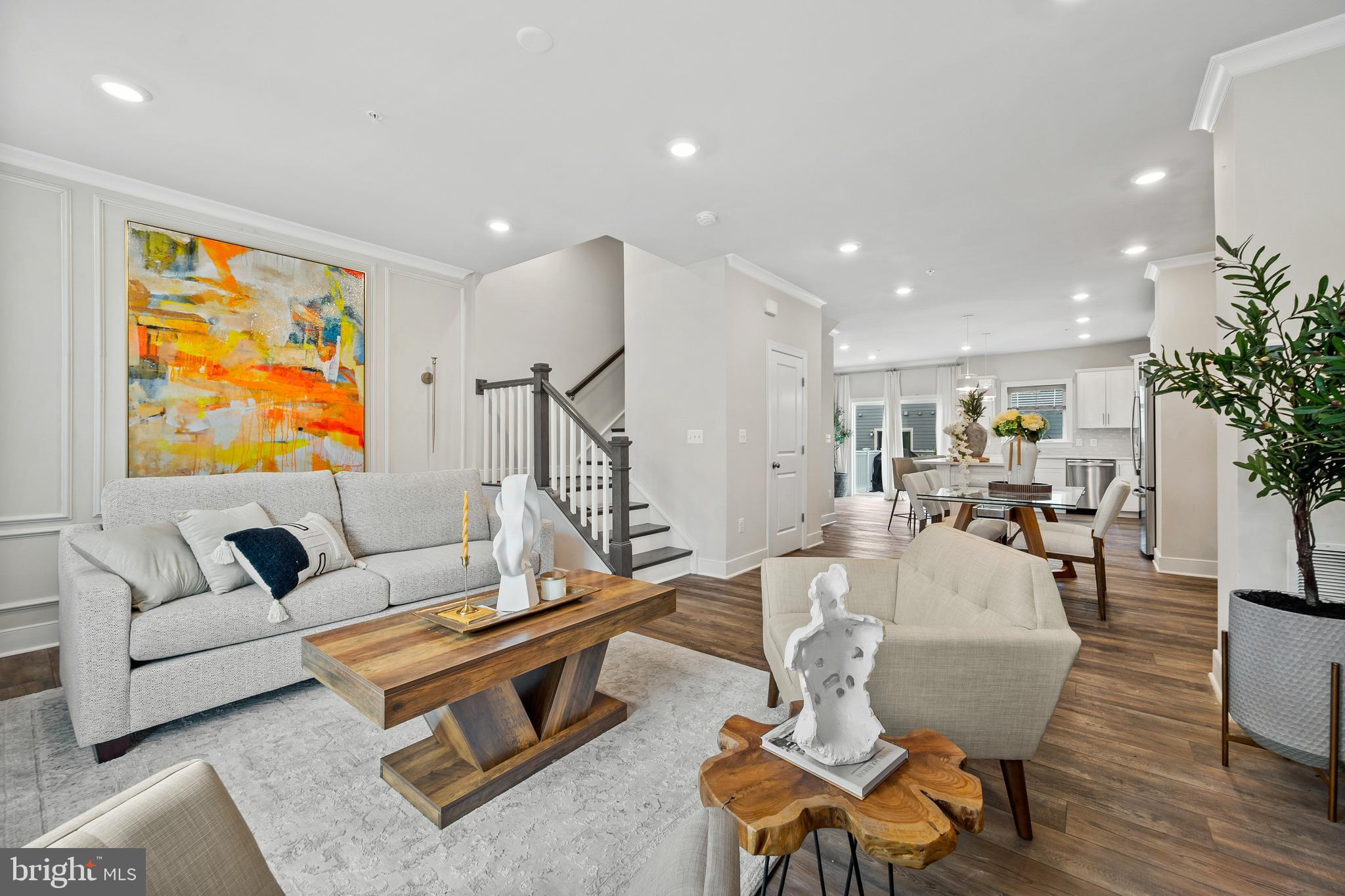 CROWN FARM - Residential
