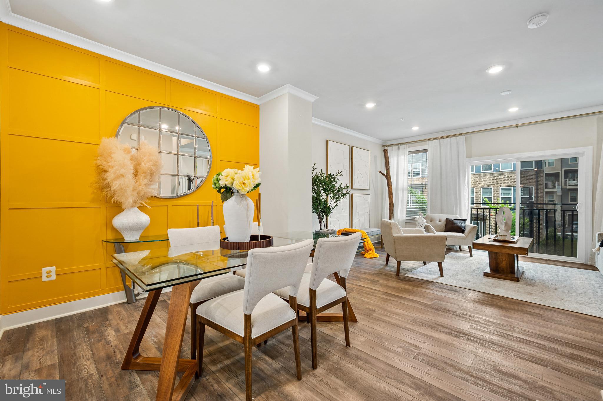 CROWN FARM - Residential