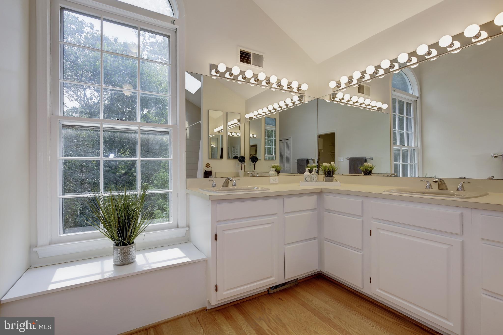 WESTMORELAND HILLS - Residential