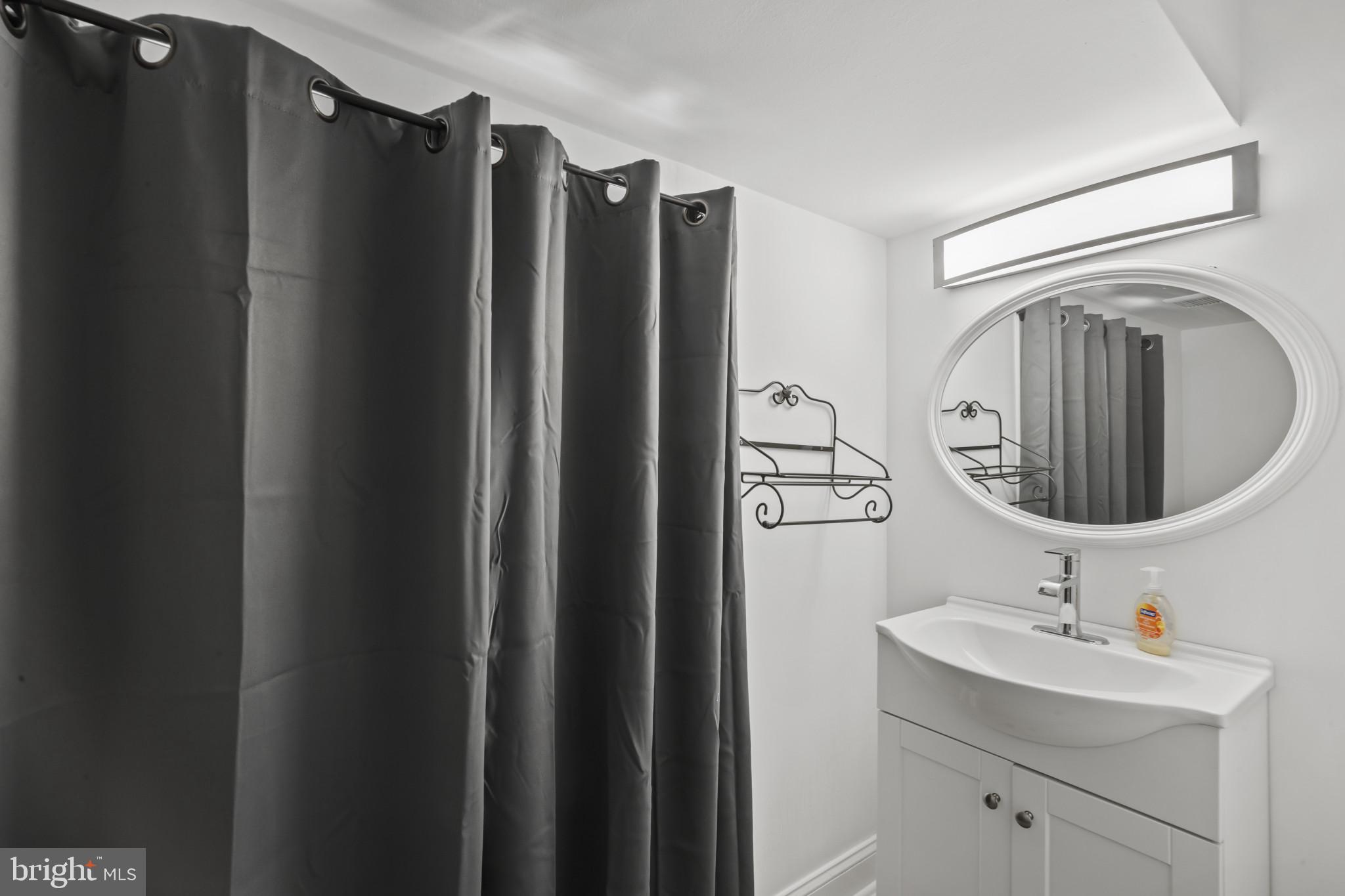 BARCLAY - GREENMOUNT - Residential