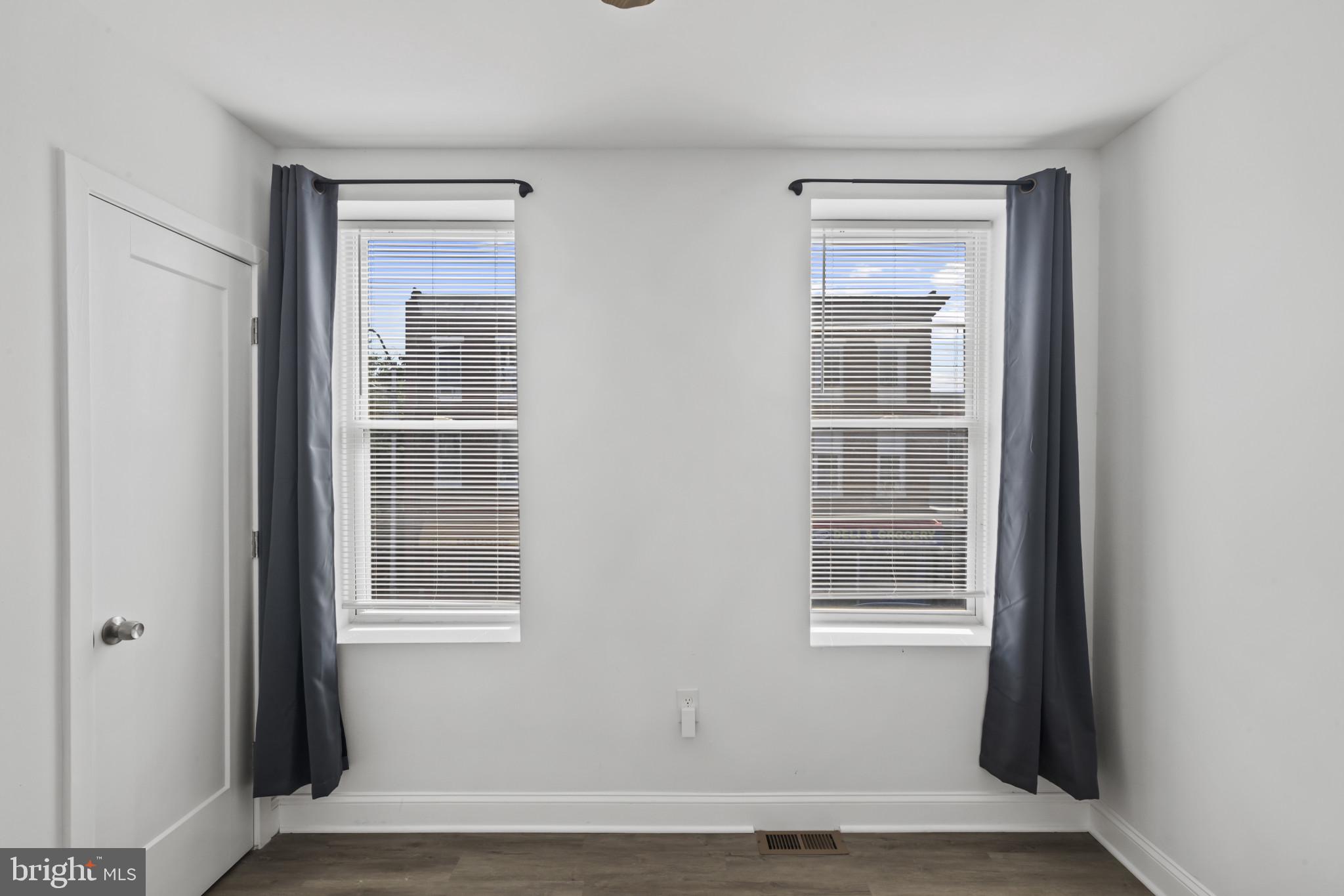 BARCLAY - GREENMOUNT - Residential