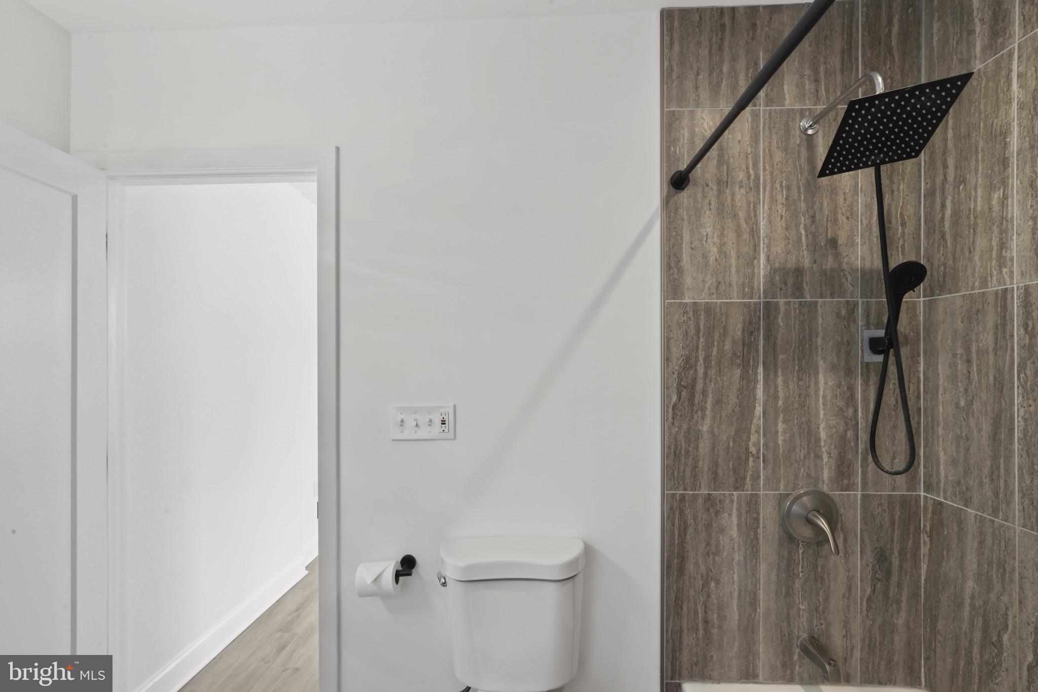 BARCLAY - GREENMOUNT - Residential