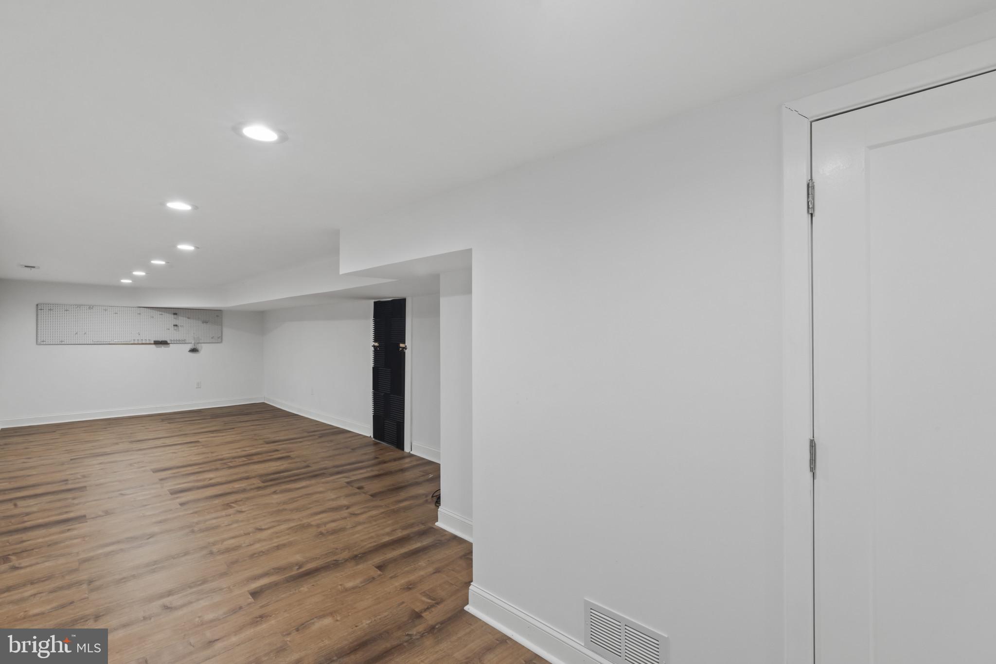 BARCLAY - GREENMOUNT - Residential
