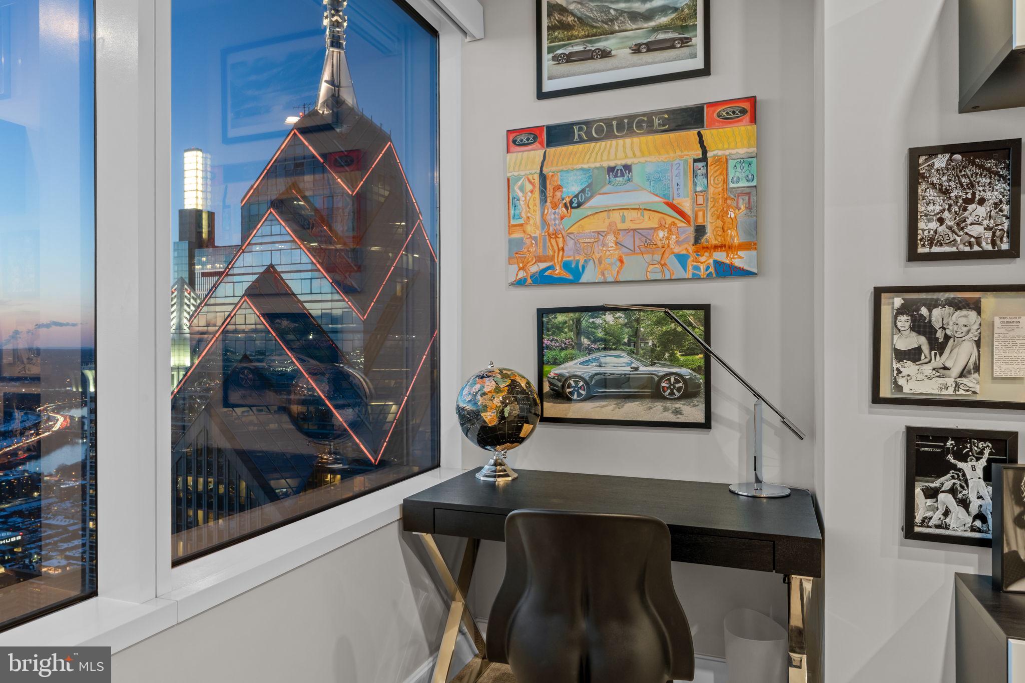 CENTER CITY - Residential