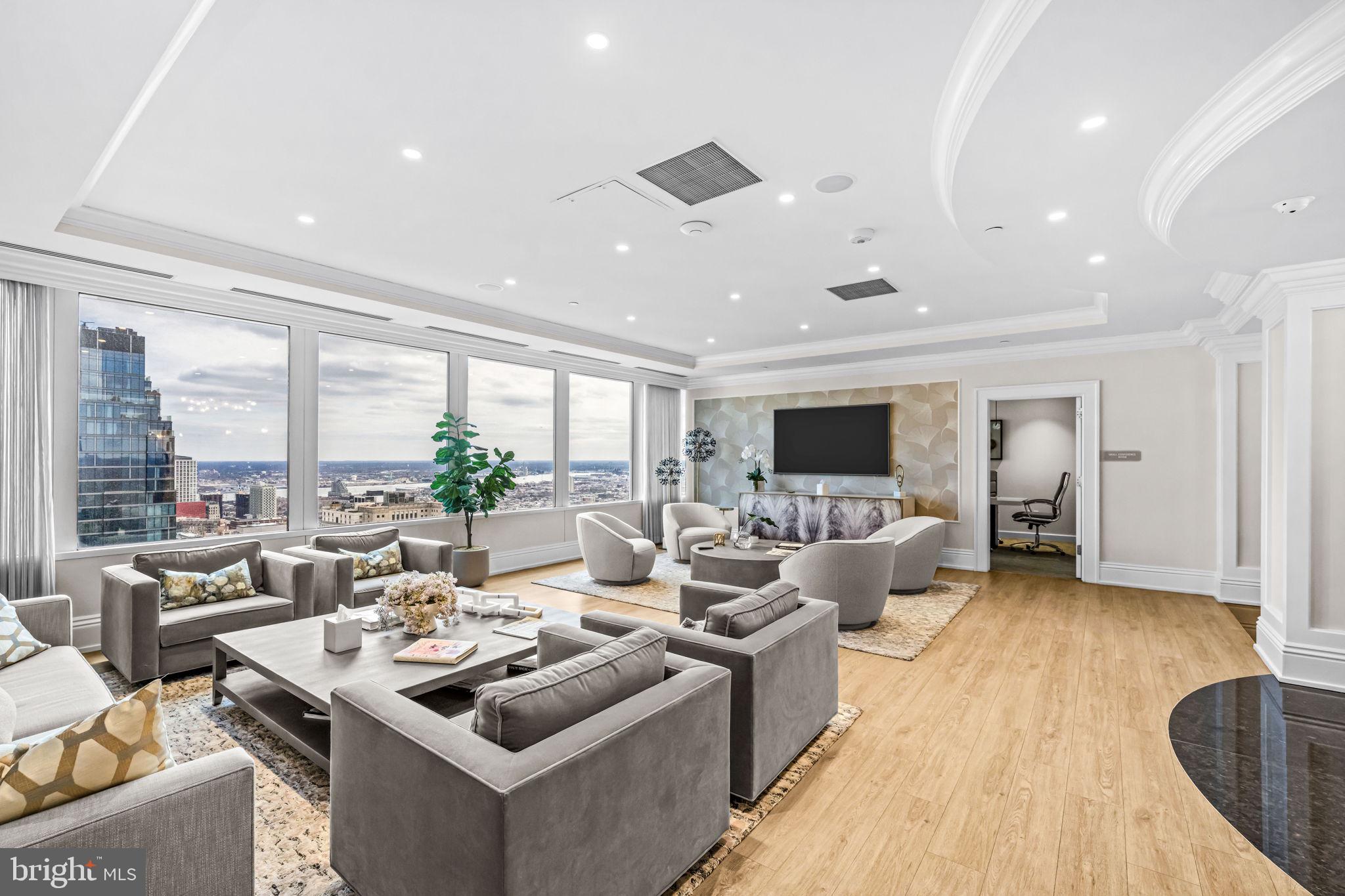 CENTER CITY - Residential