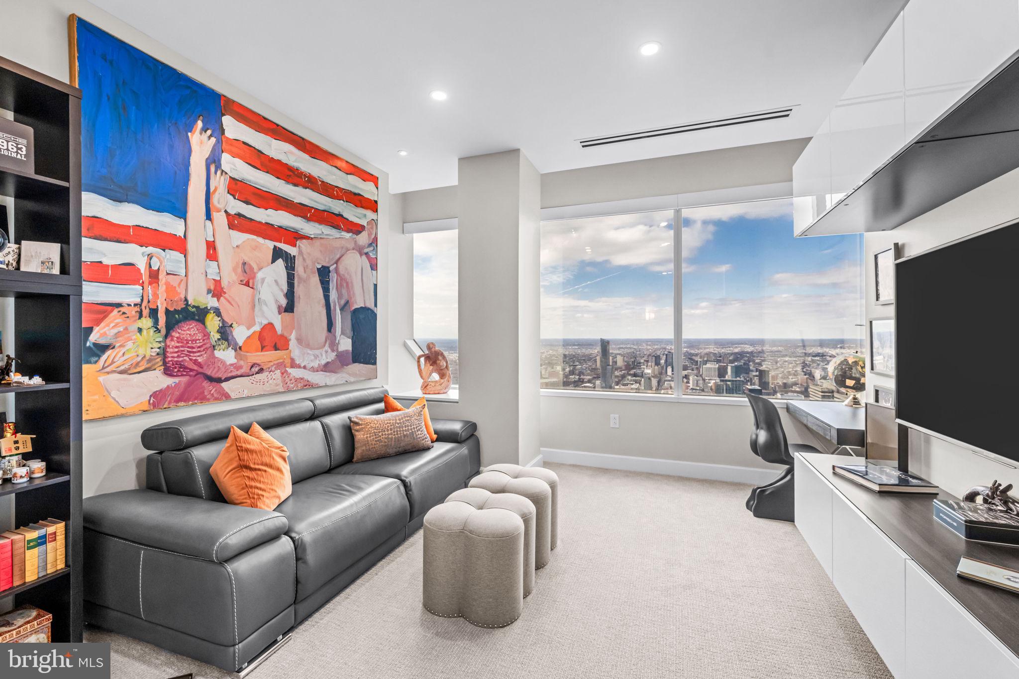 CENTER CITY - Residential