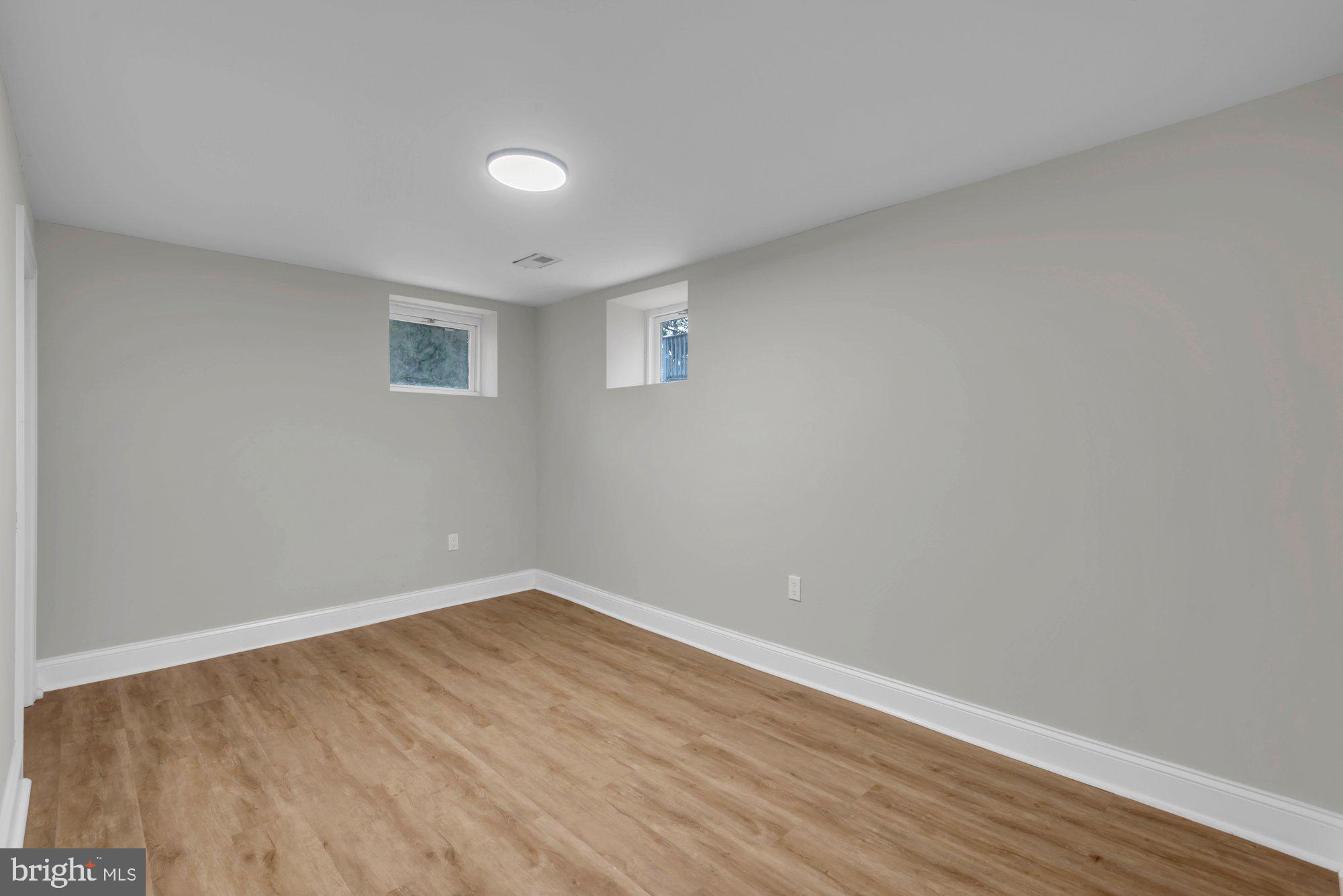 HOWARD PARK - Residential