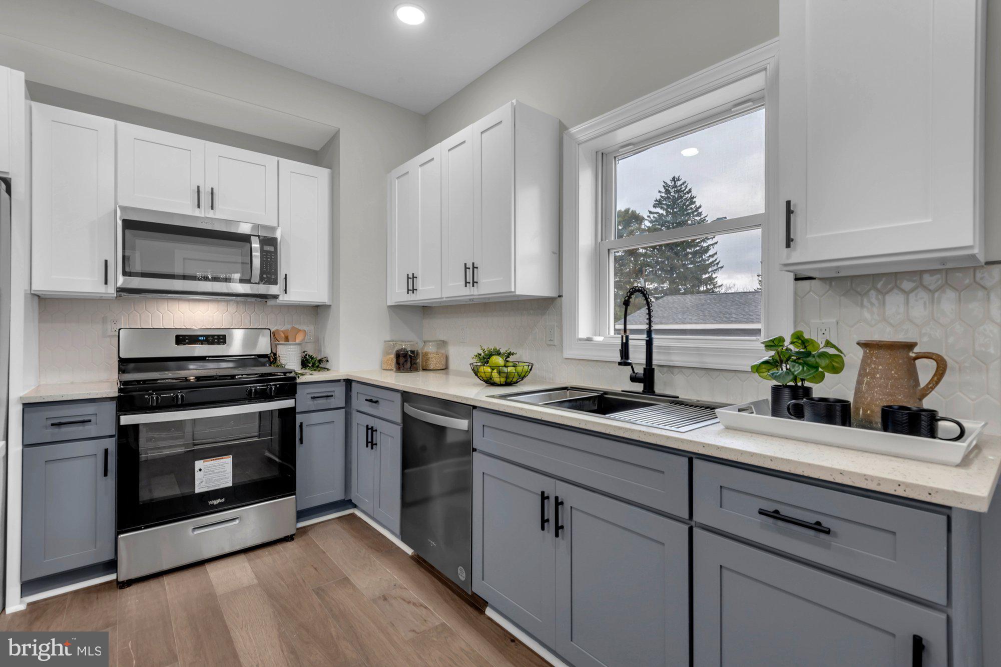 HOWARD PARK - Residential