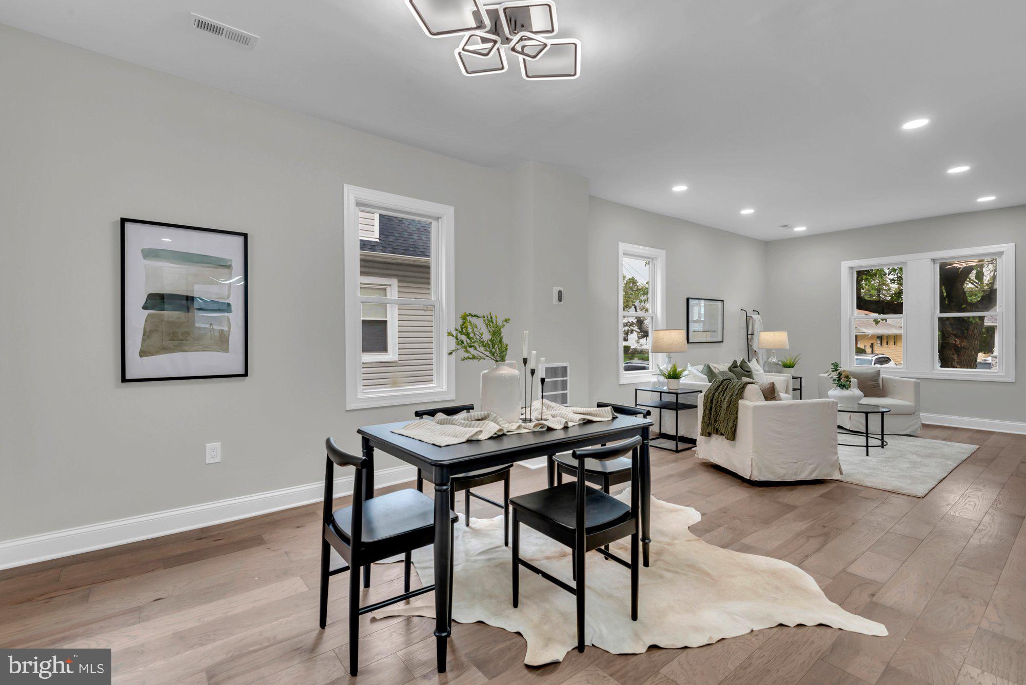 HOWARD PARK - Residential