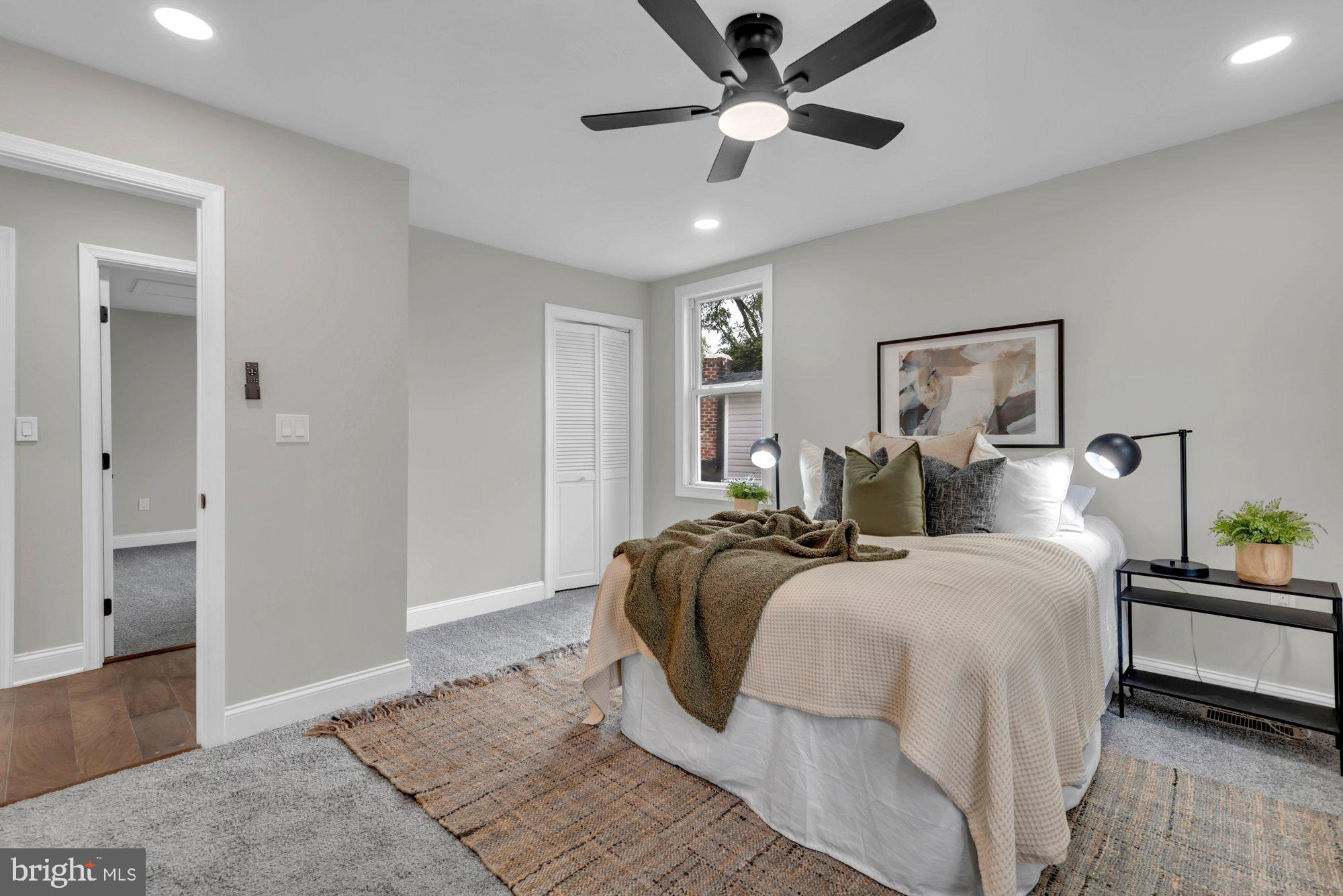 HOWARD PARK - Residential