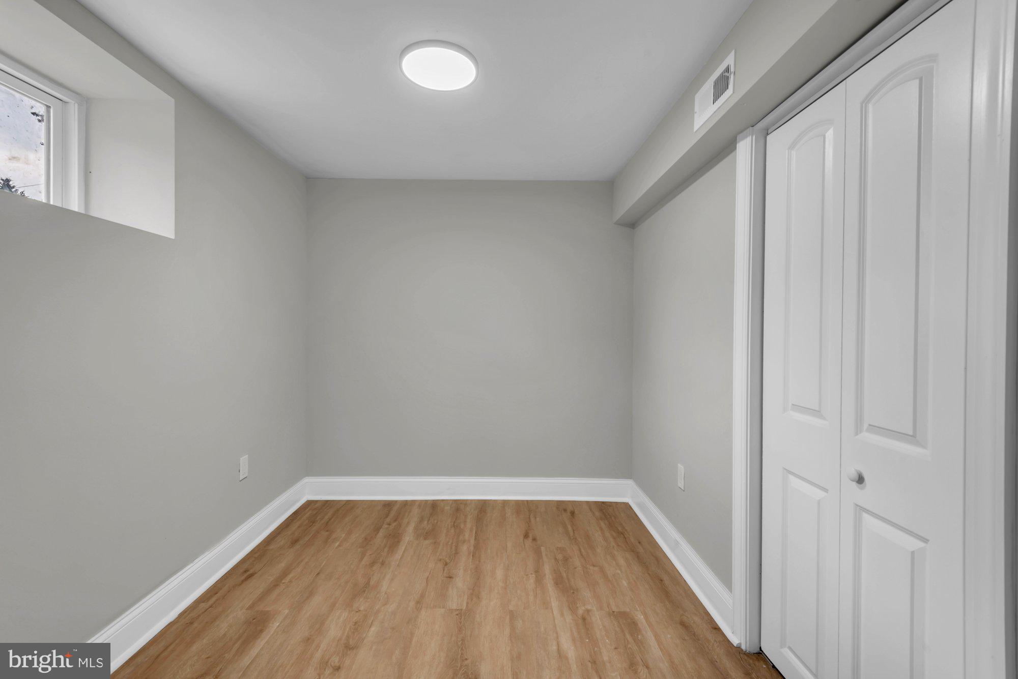 HOWARD PARK - Residential
