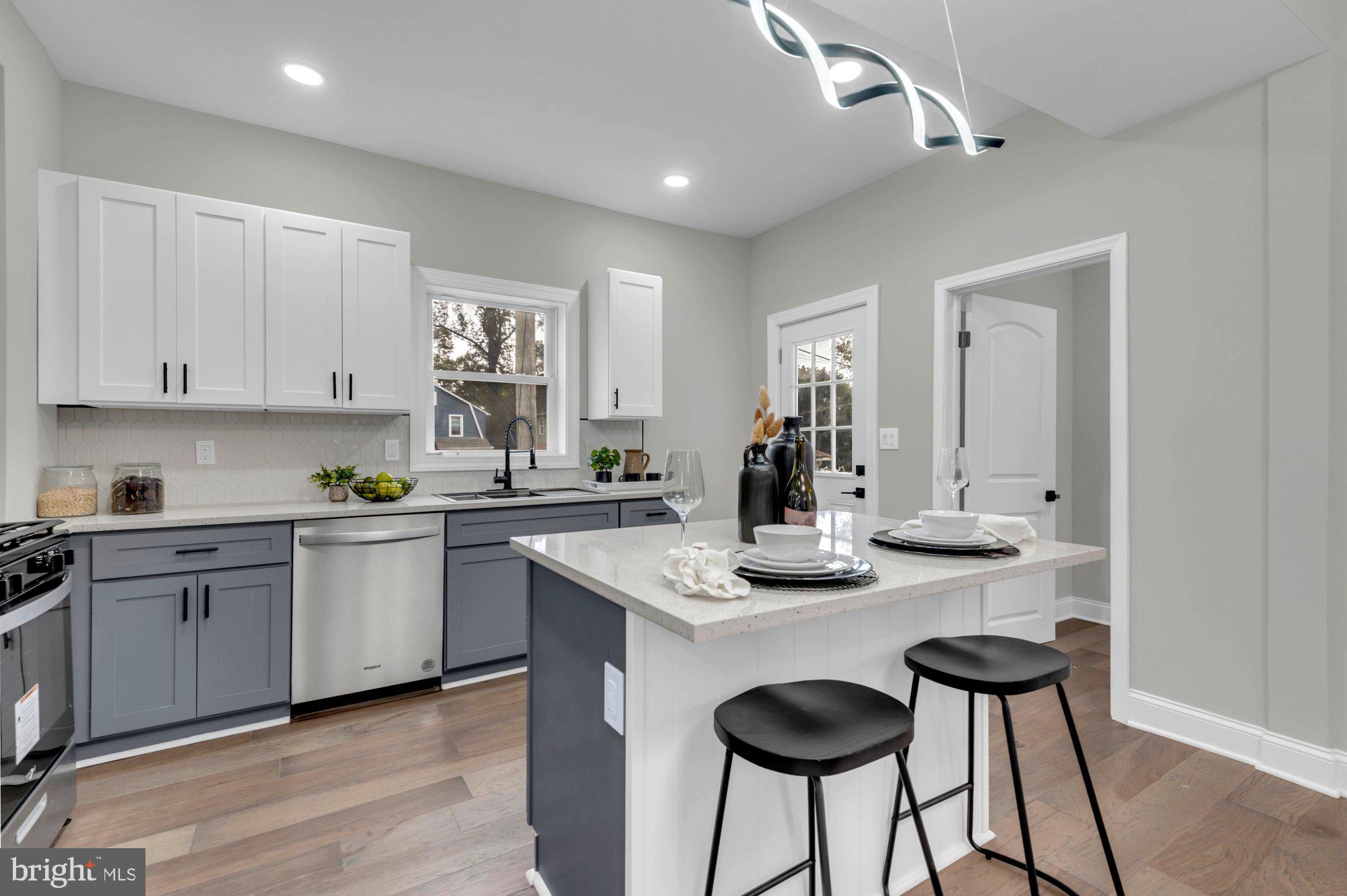 HOWARD PARK - Residential