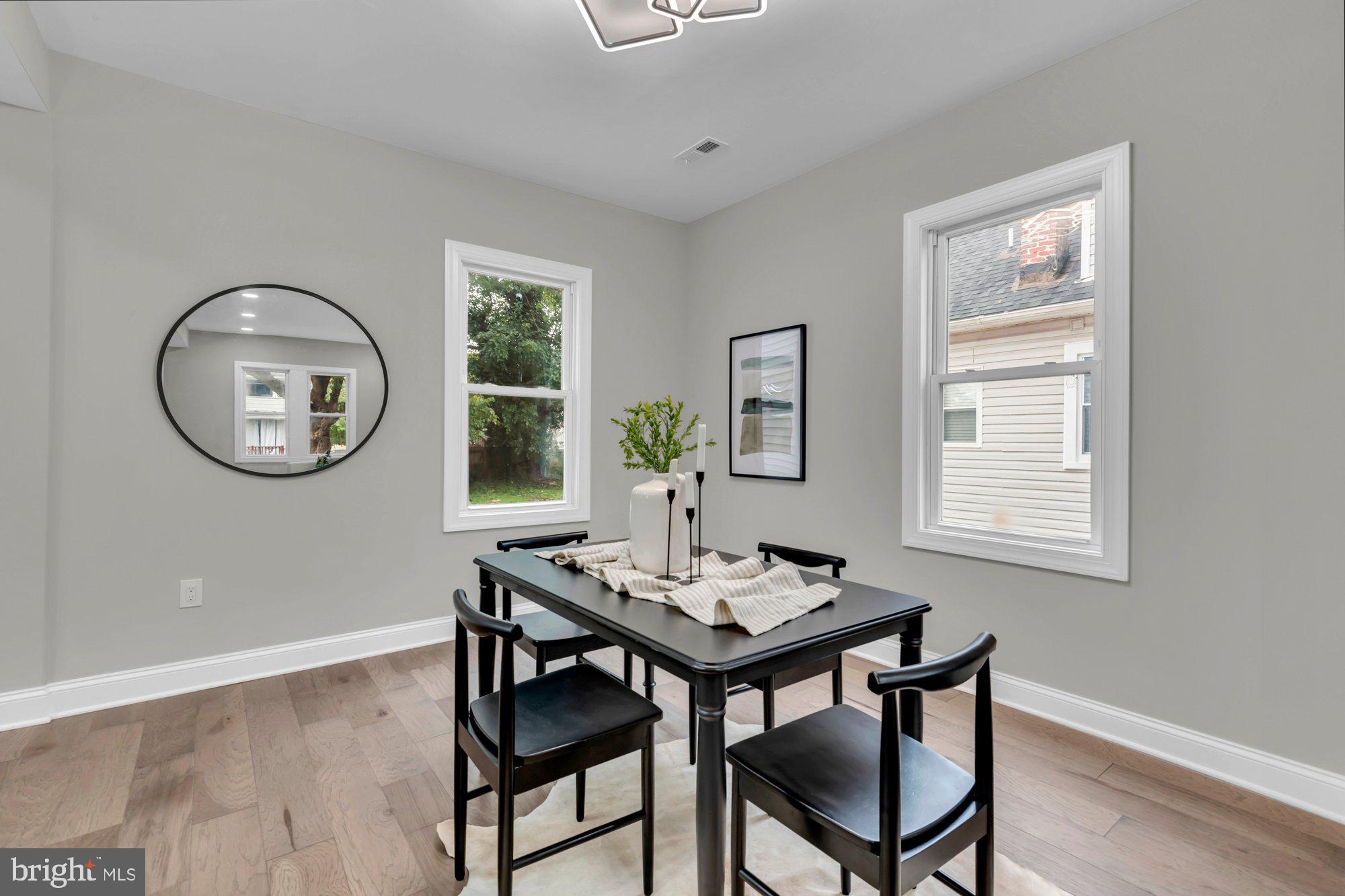 HOWARD PARK - Residential