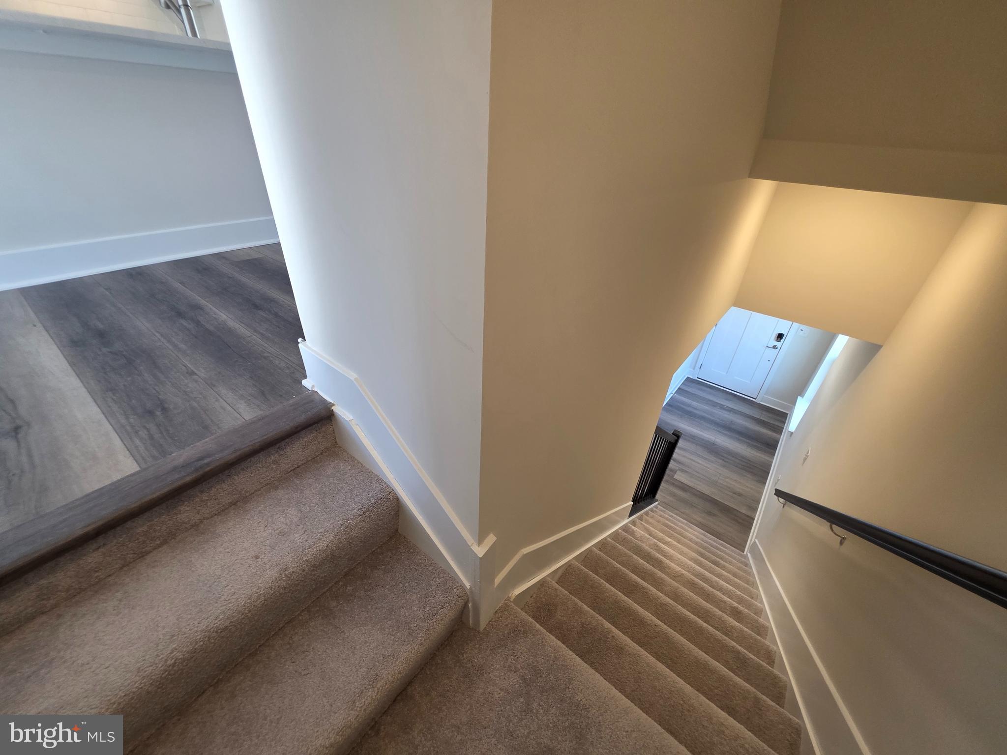 TANYARD SHORES - Residential