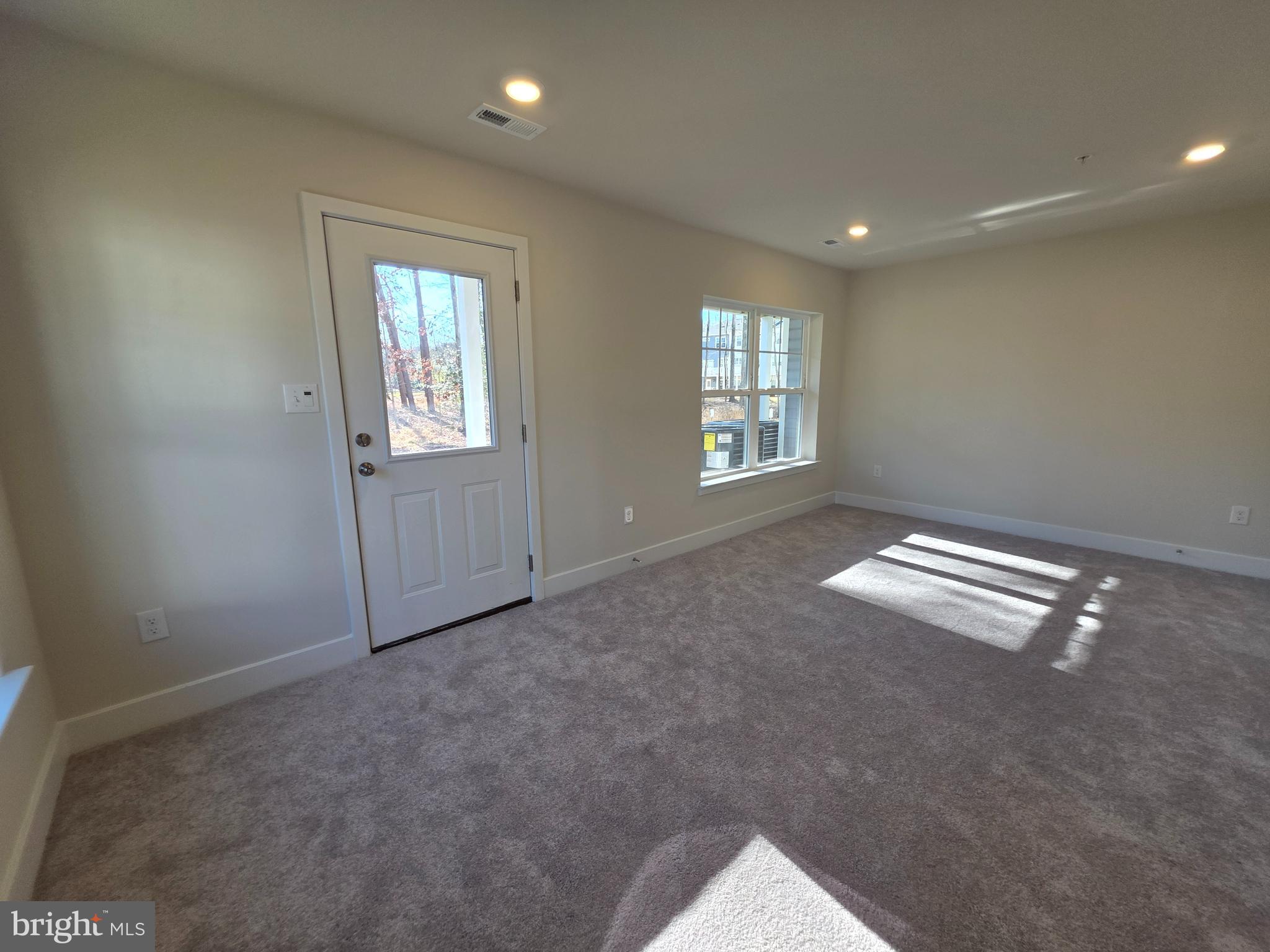 TANYARD SHORES - Residential