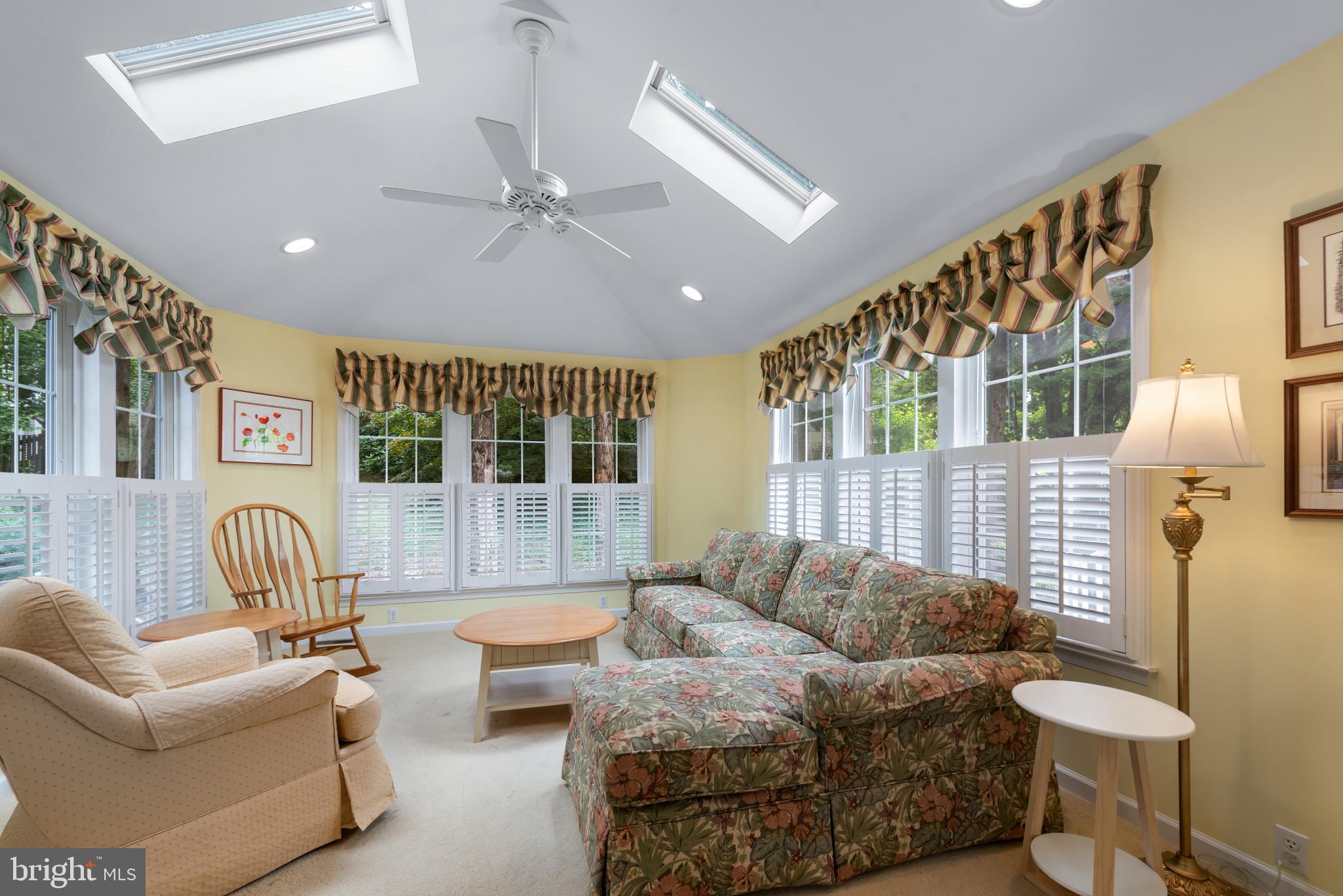 EDGEWOOD - Residential