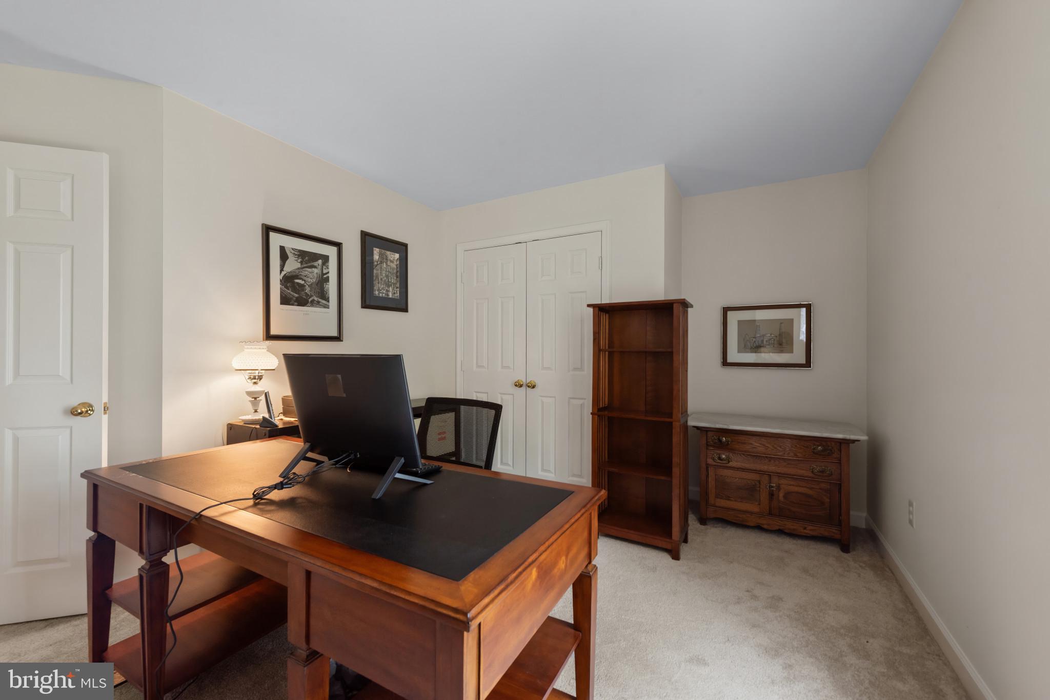 EDGEWOOD - Residential