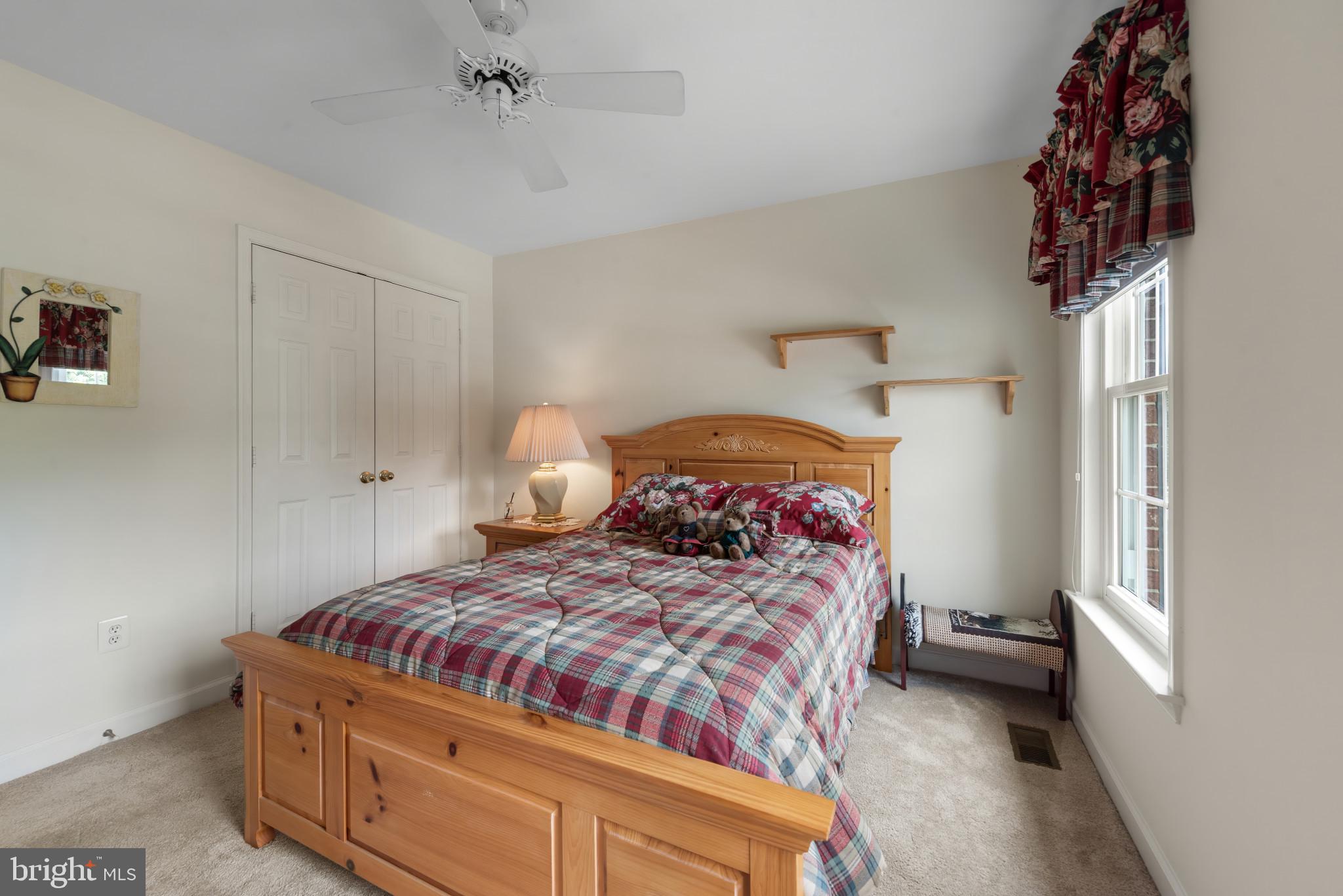 EDGEWOOD - Residential