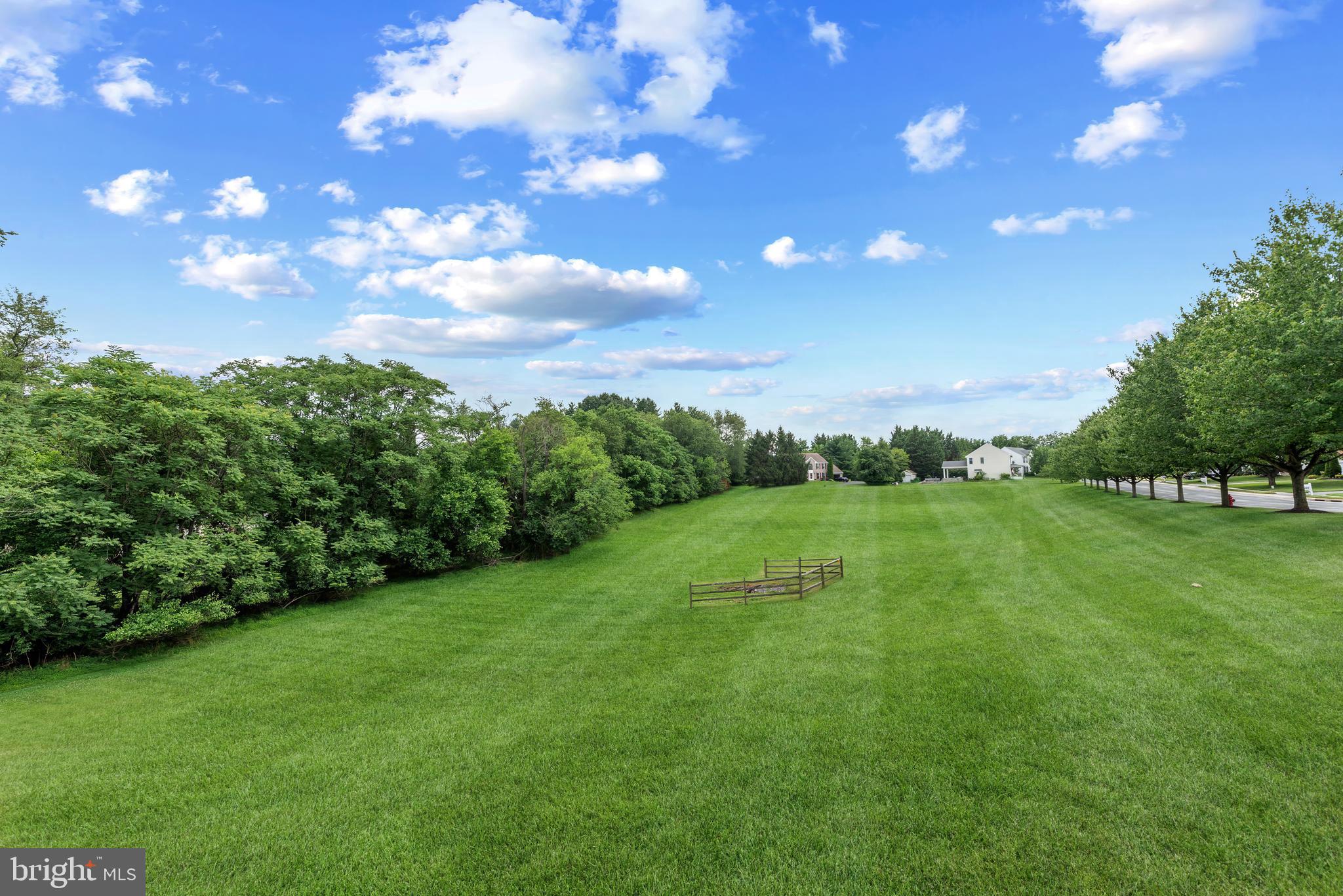 EDGEWOOD - Residential