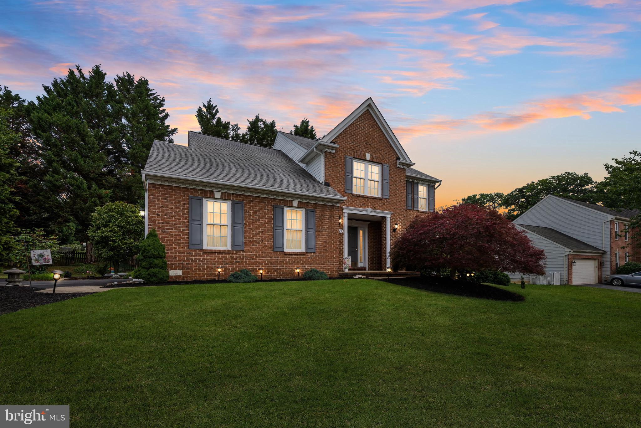 EDGEWOOD - Residential