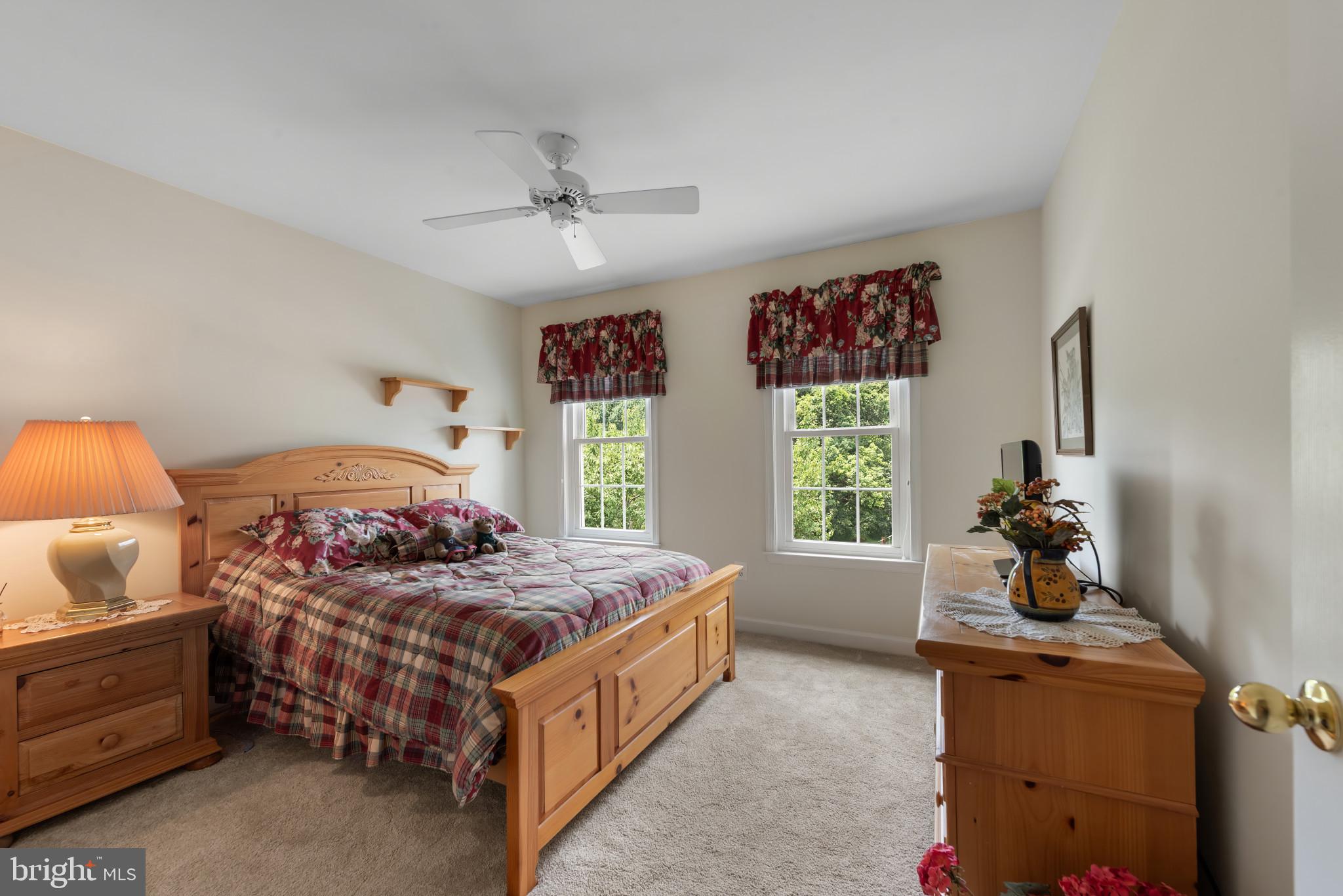 EDGEWOOD - Residential