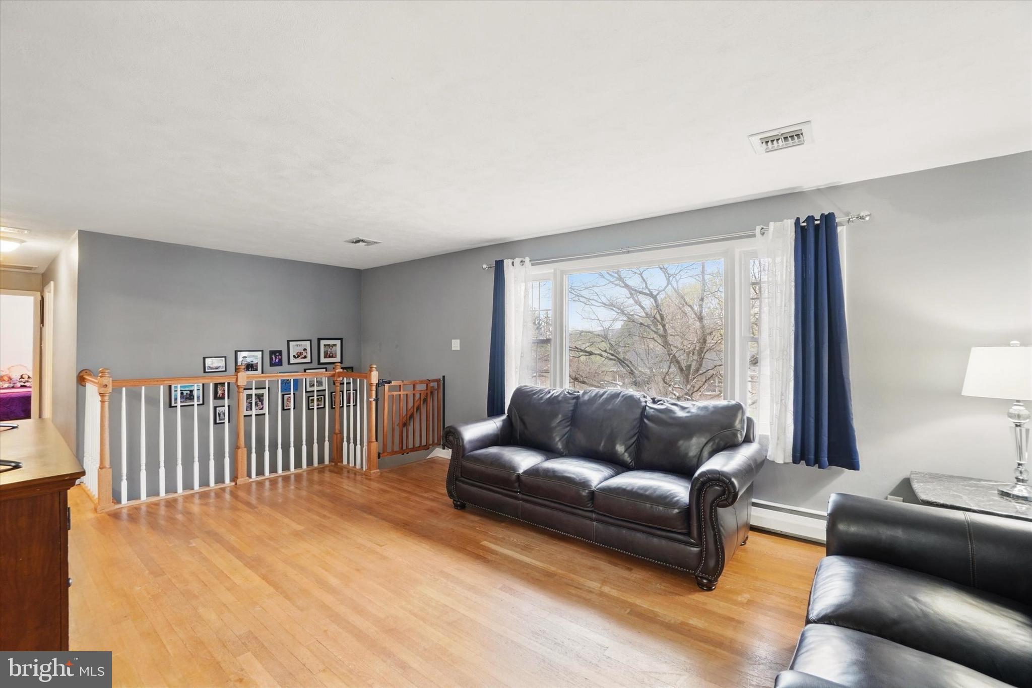 ARLINGTON PARK - Residential