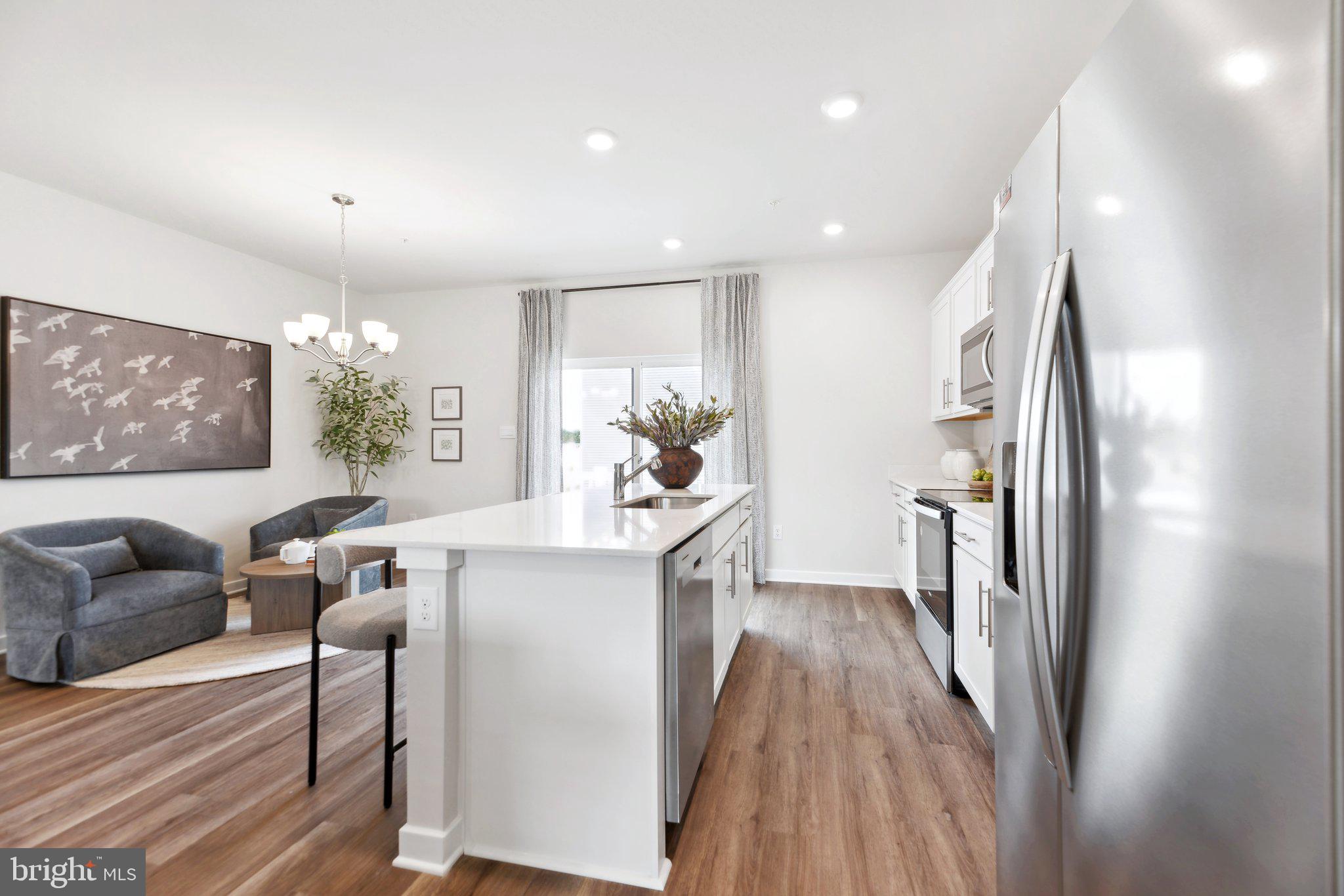 RIVERPOINTE - Residential