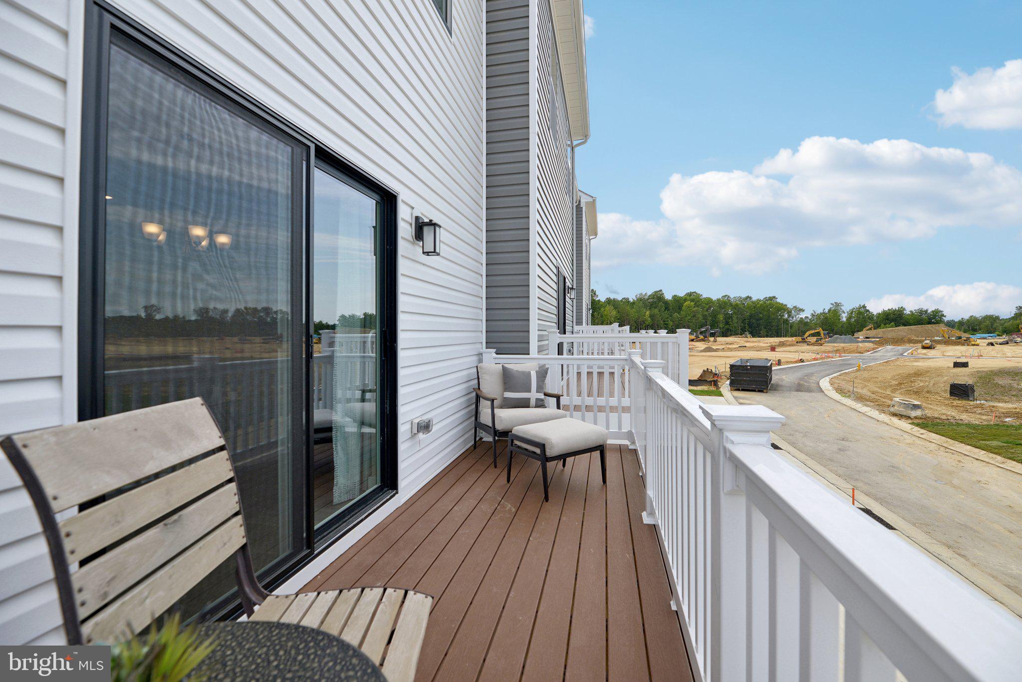 RIVERPOINTE - Residential