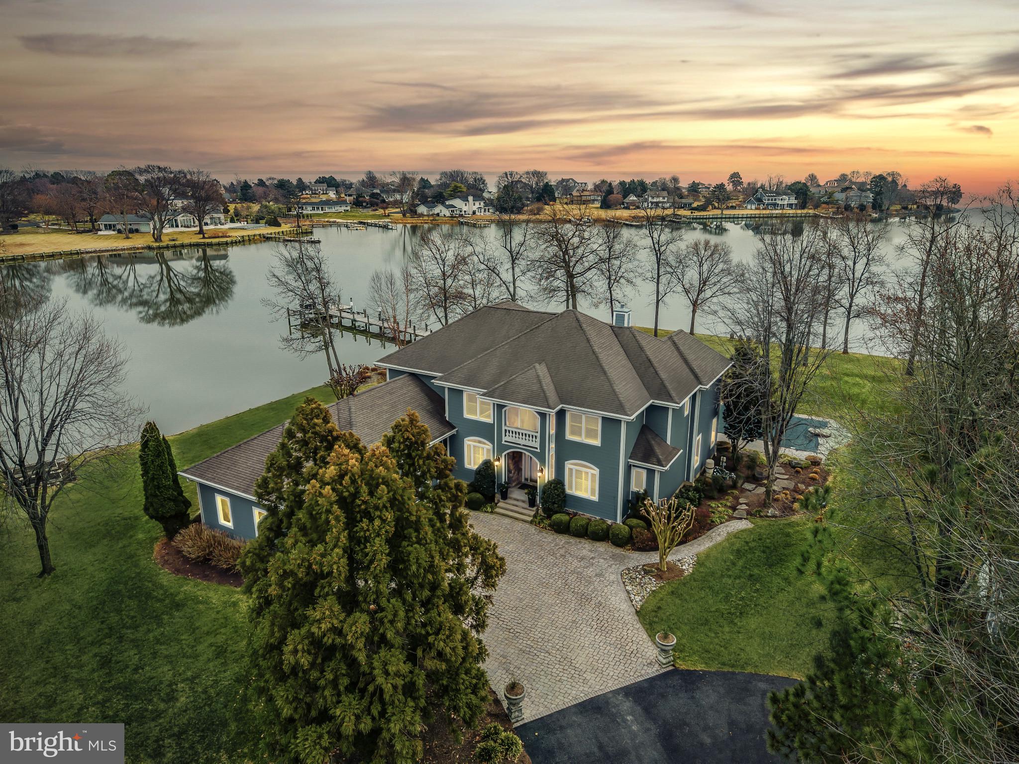COVE CREEK CLUB - Residential