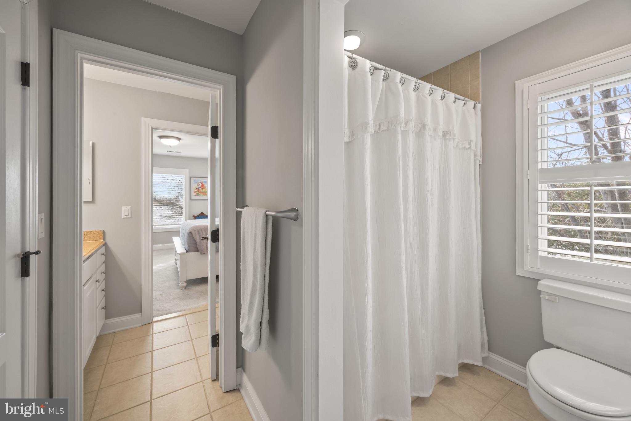 COVE CREEK CLUB - Residential