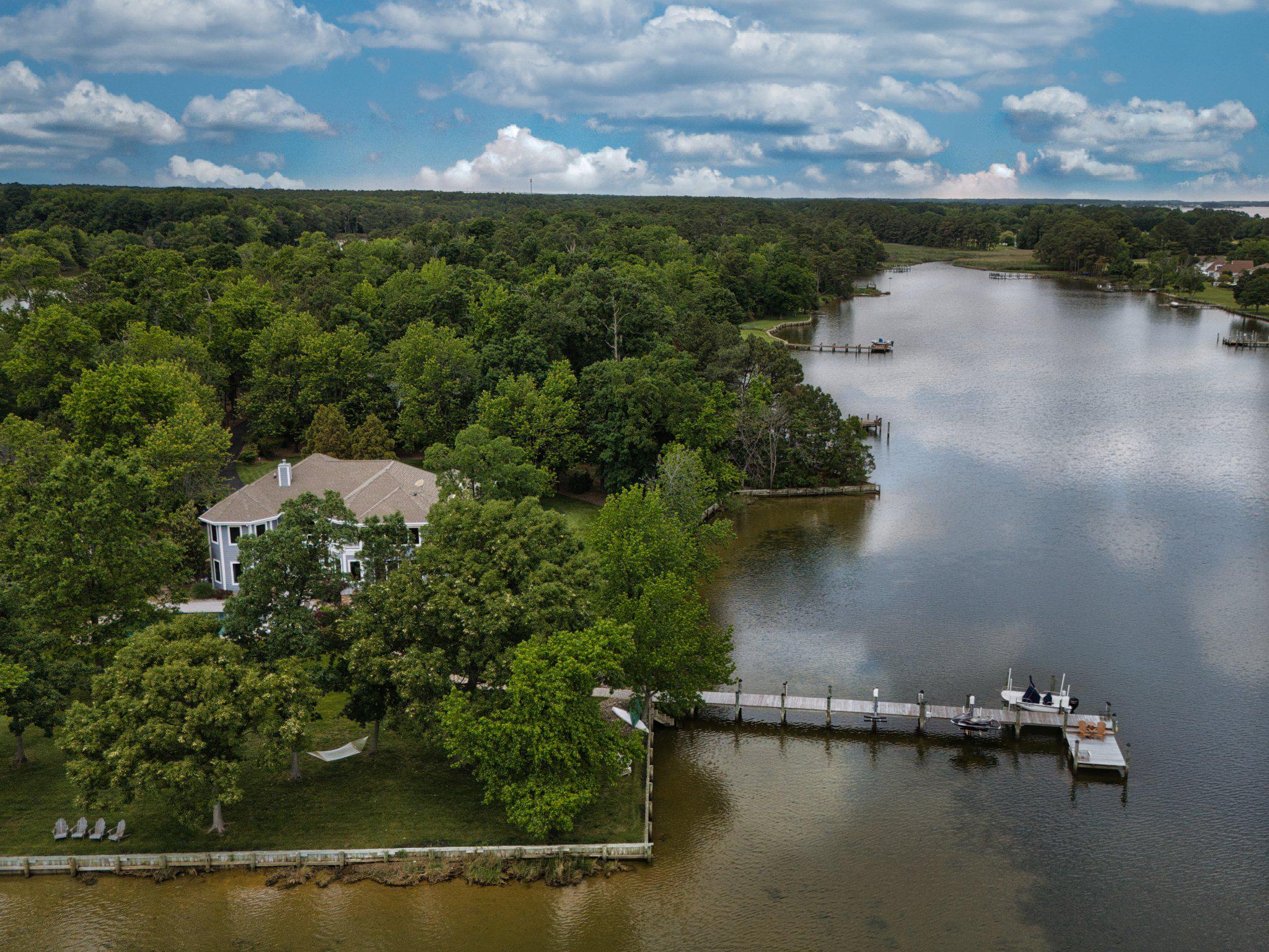COVE CREEK CLUB - Residential