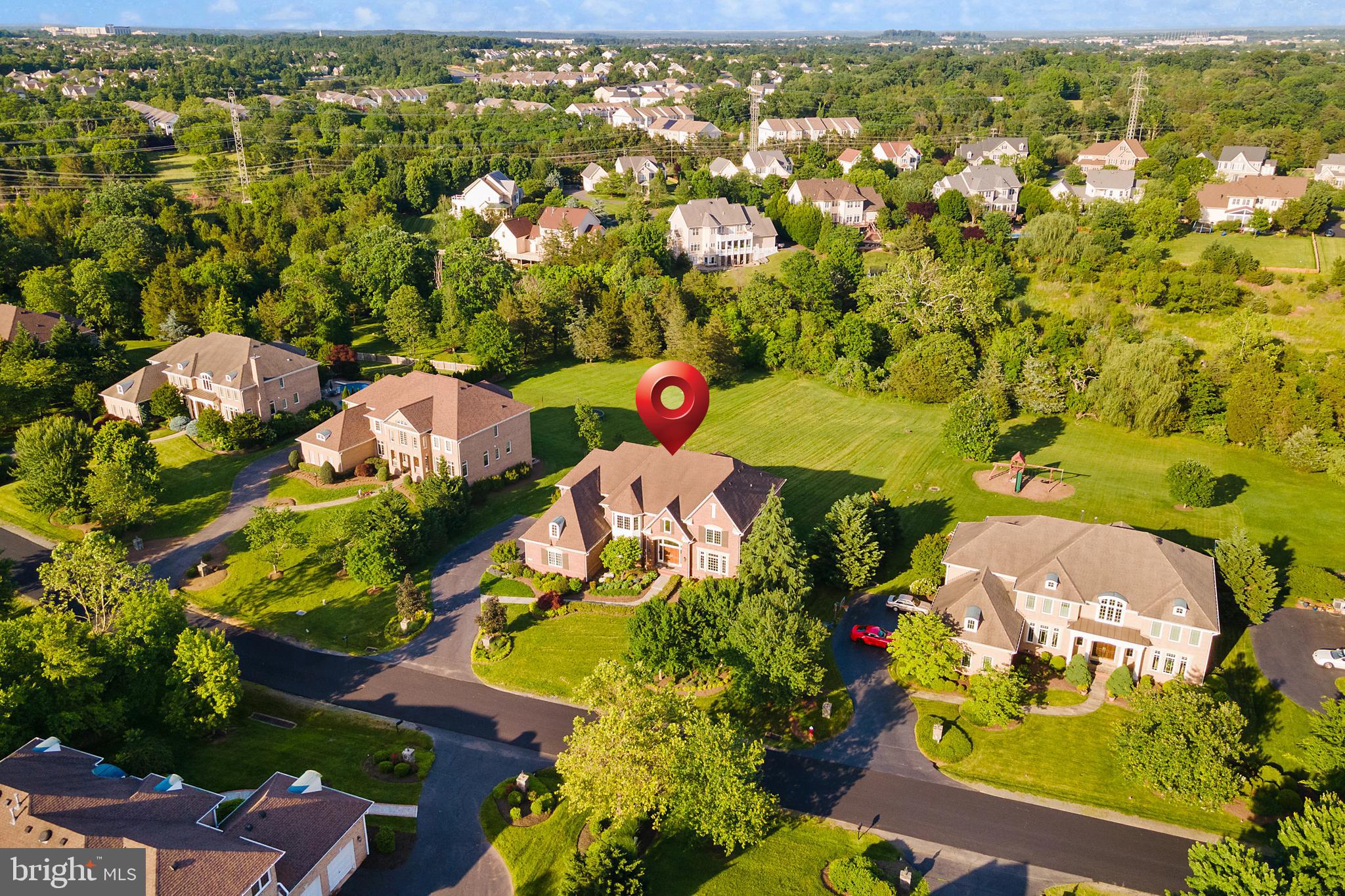 ASHBURN FARM - Residential