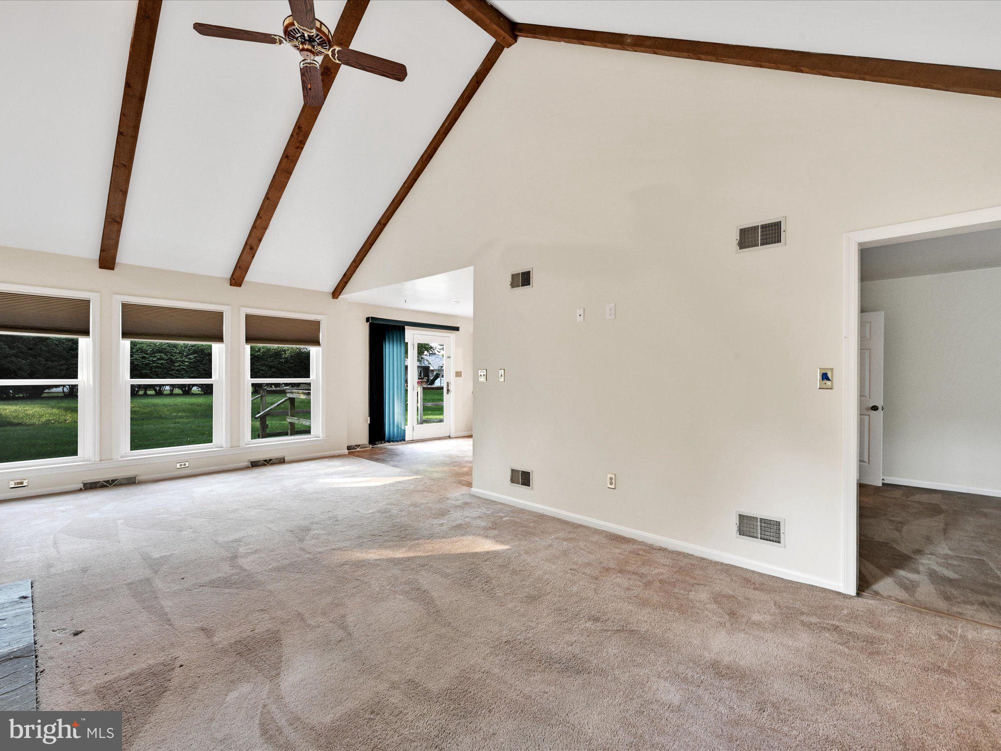 FOXSHIRE - Residential
