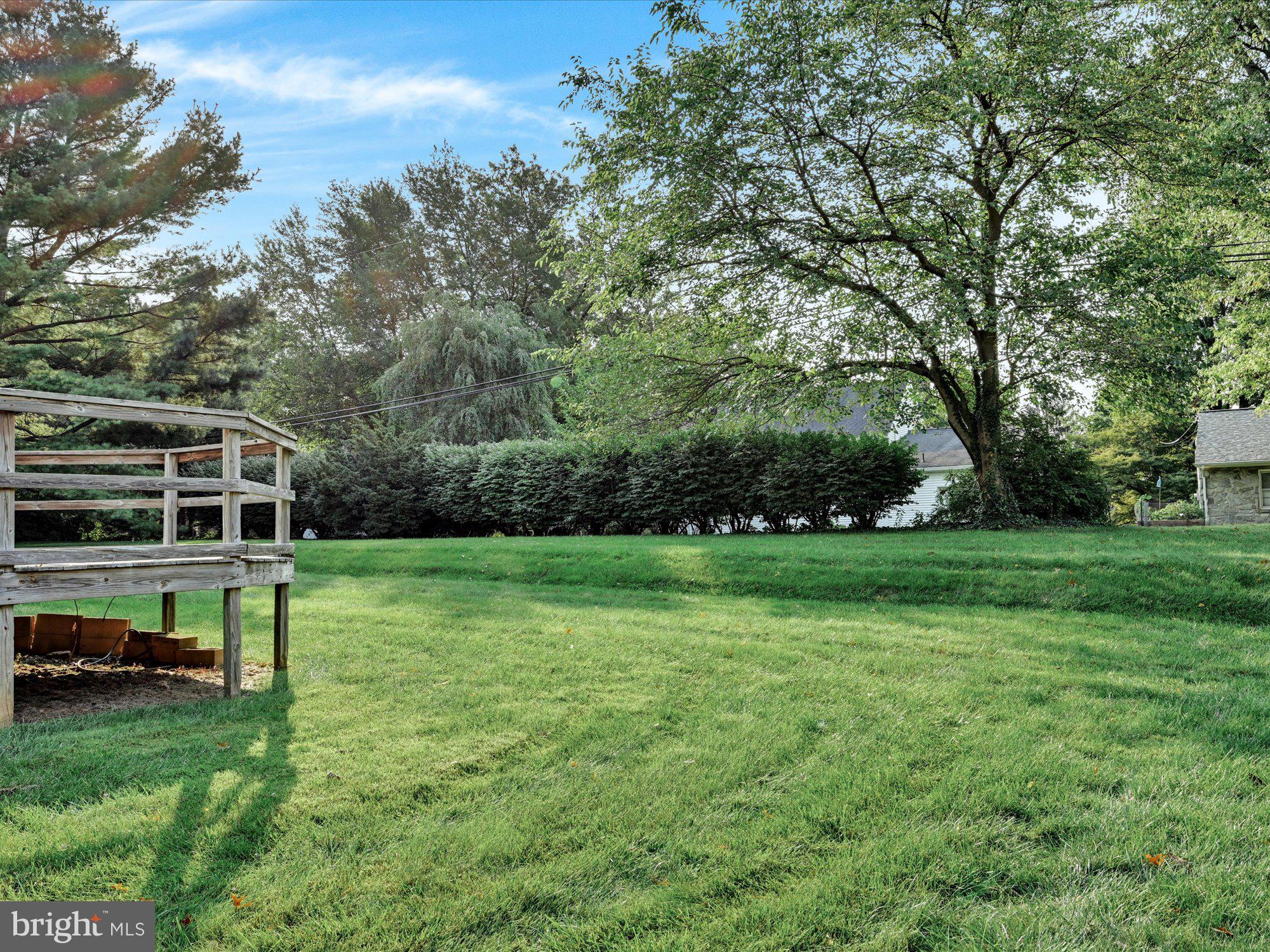 FOXSHIRE - Residential