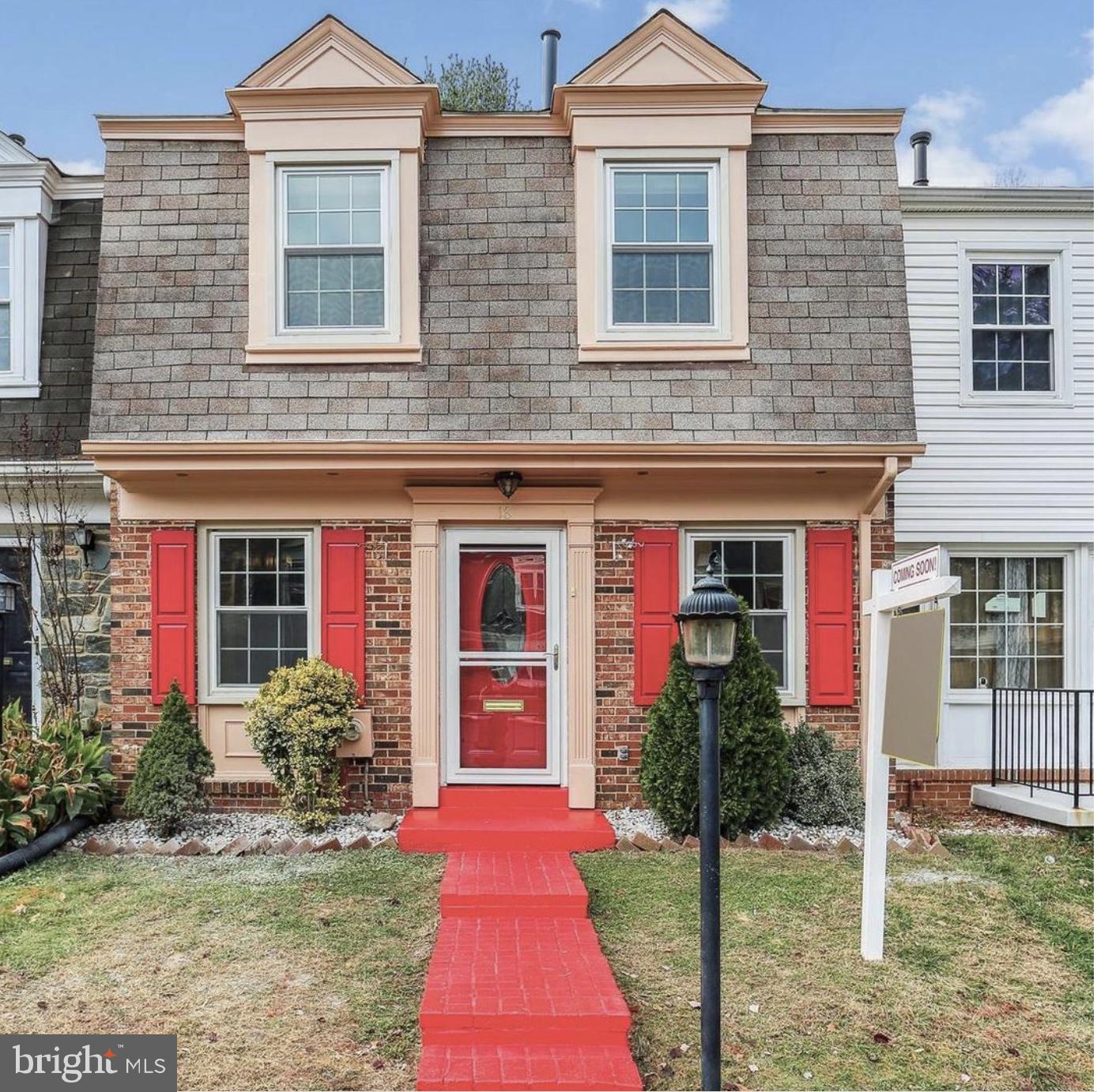 Gorgeous townhome featuring freshly painted brick exteriors, a walkout basement, and a fenced backyard ensuring privacy. The main level boasts beautiful hardwood floors, while the upper level and basement feature laminated floors. This residence comprises three bedrooms and three and a half bathrooms. Enjoy the amenities of a fantastic community, including an outdoor swimming pool and a tot-lot. Conveniently located near Kentlands, Crown, and Rio, offering proximity to various shops and restaurants. Easy access to I-270, I-370, and ICC. Just under 3.5 miles from the Shady Grove Metro Station.