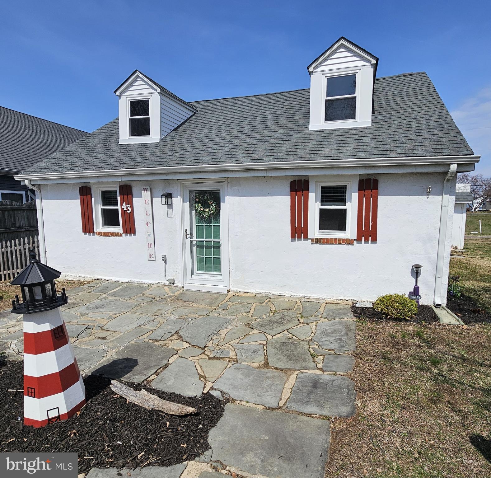 CRYSTAL BEACH MANOR - Residential