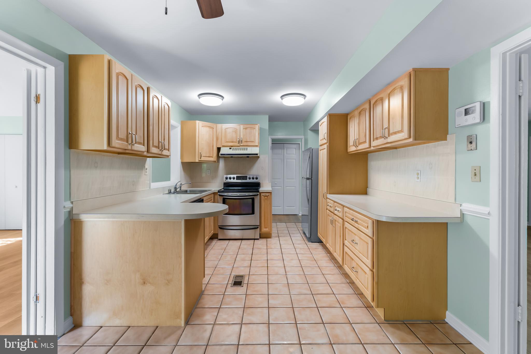 FOXHILL AT BELAIR - Residential