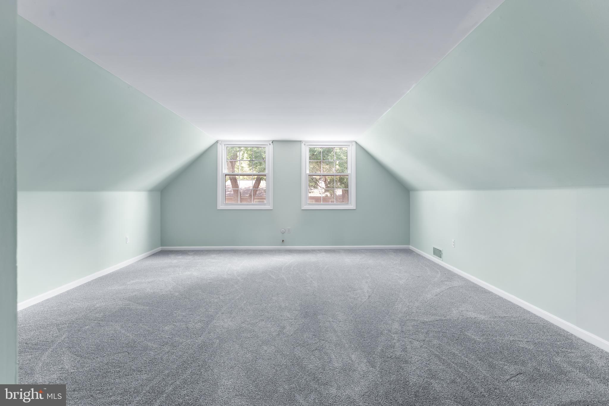 FOXHILL AT BELAIR - Residential